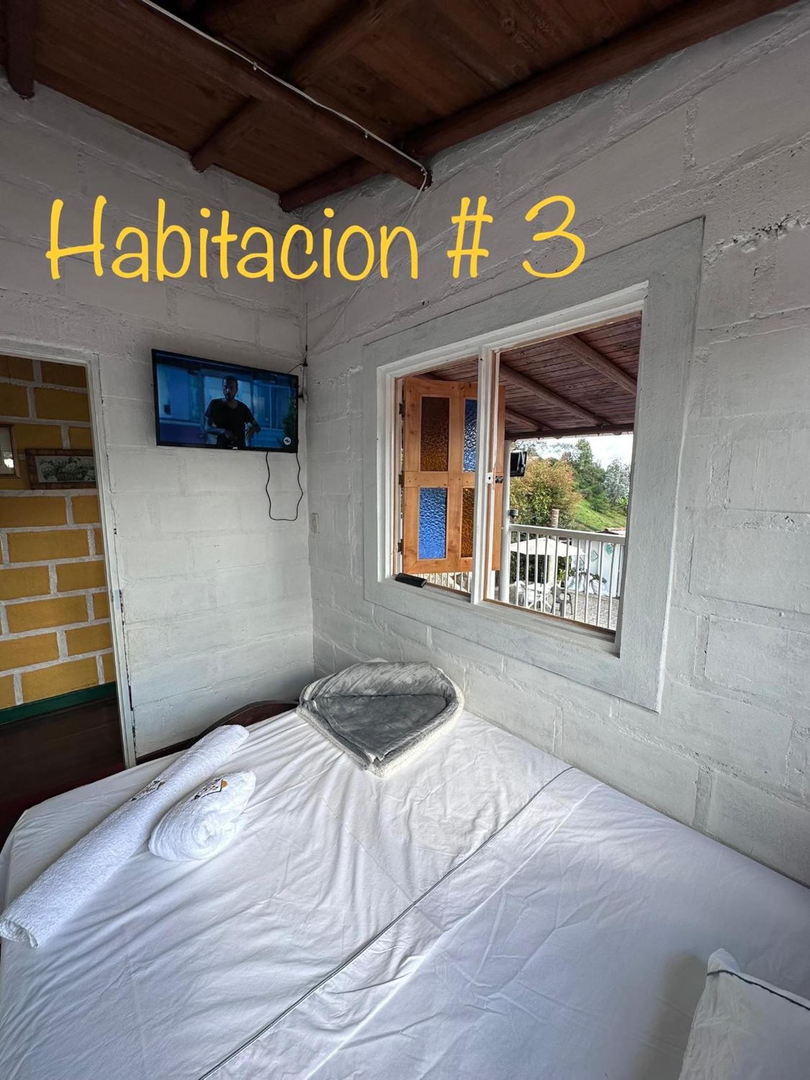 Deluxe Room (2 Adults + 1 Child) photo 3