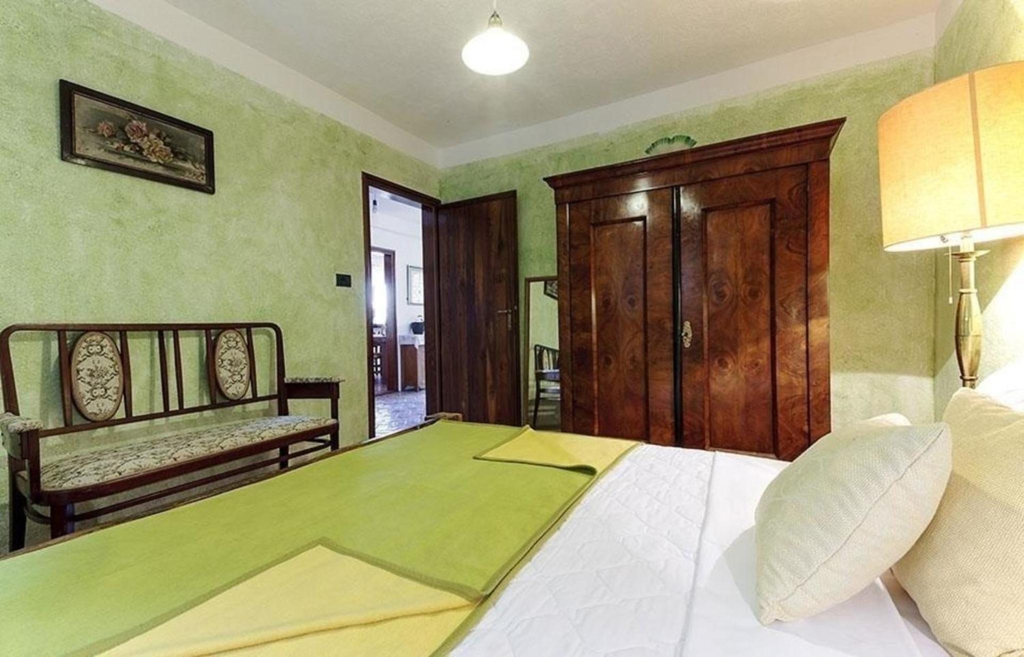 Four-Bedroom Vacation Home photo 1