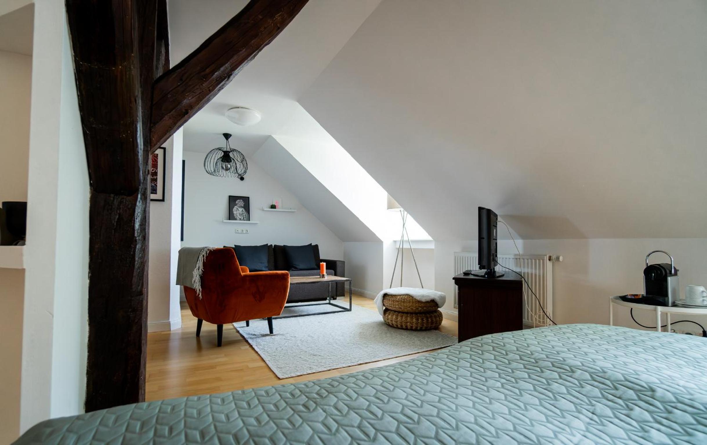 Large Double Room photo 2