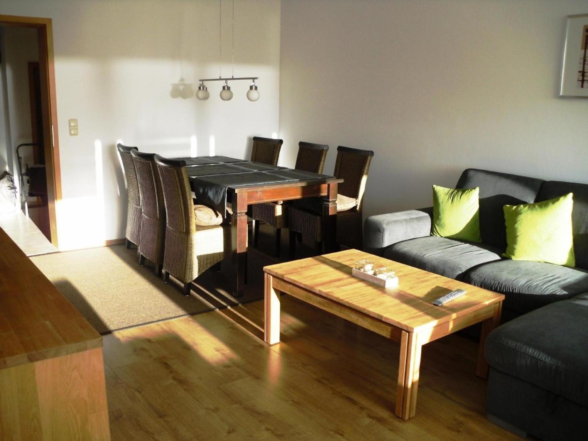 Apartment photo 2