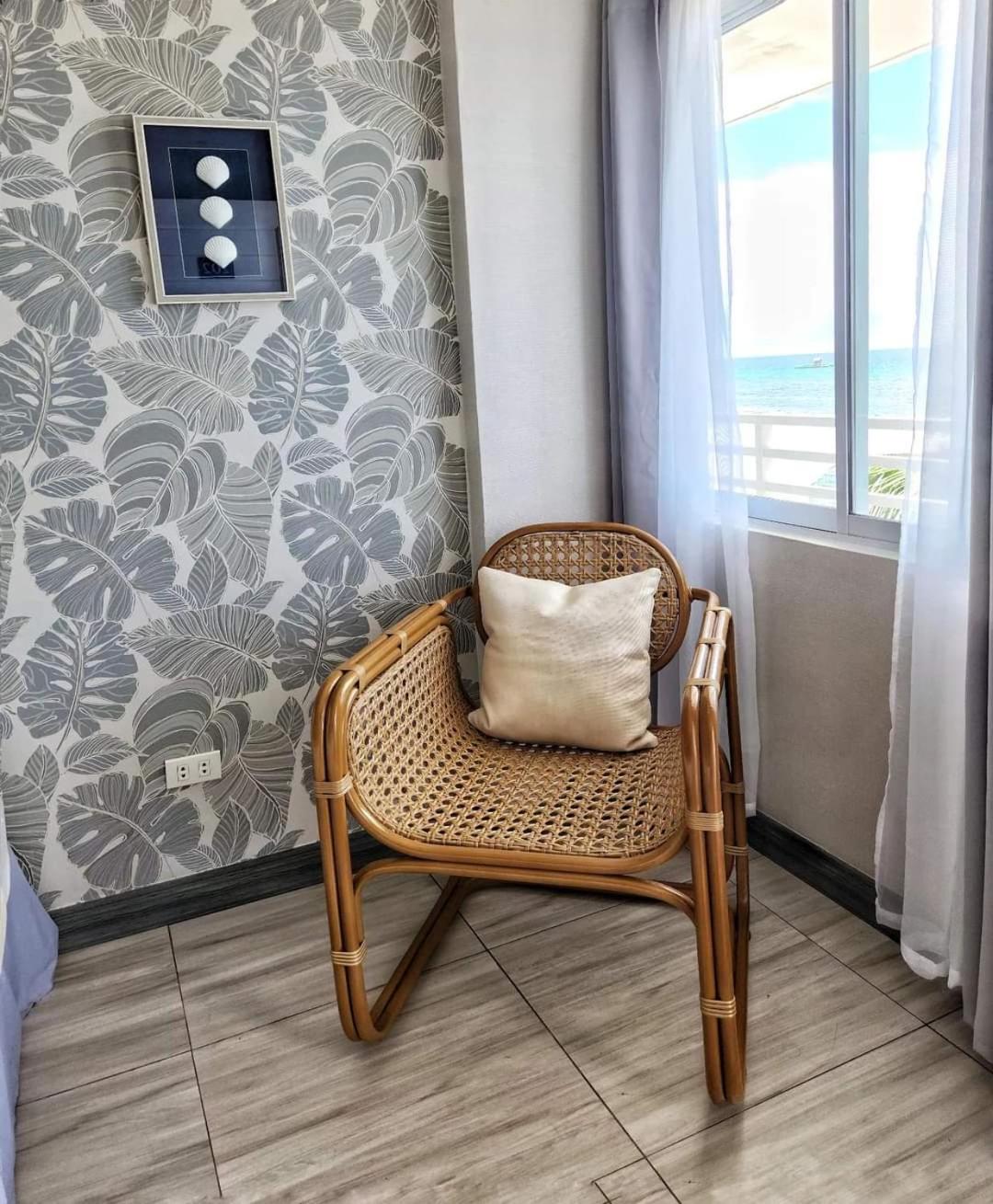 Triple Room with Sea View - Photo 2
