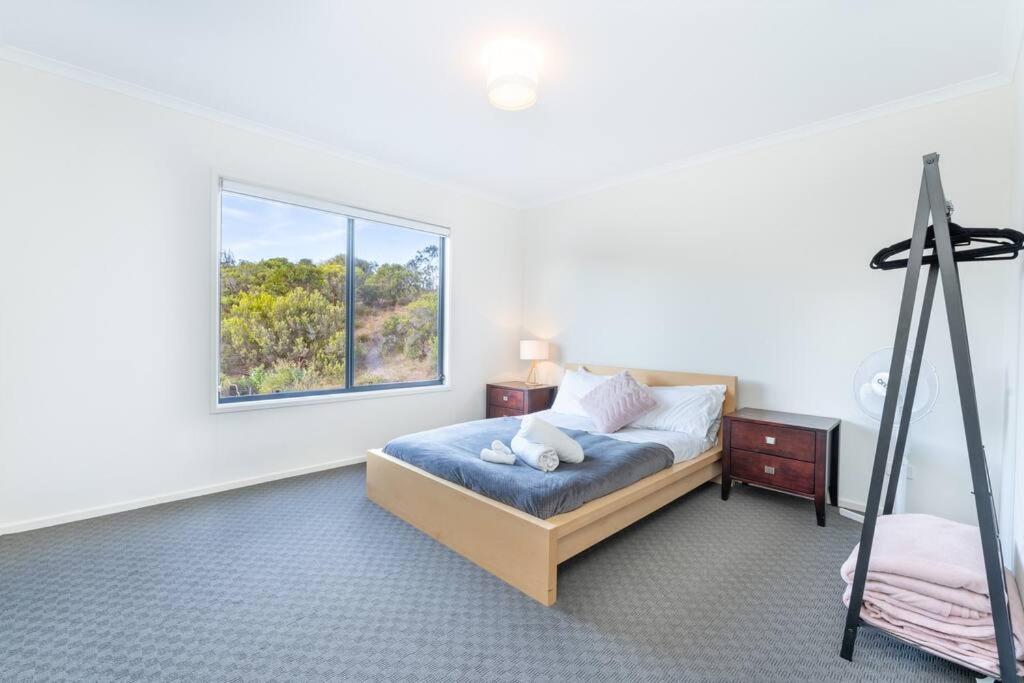Four-Bedroom House photo 1