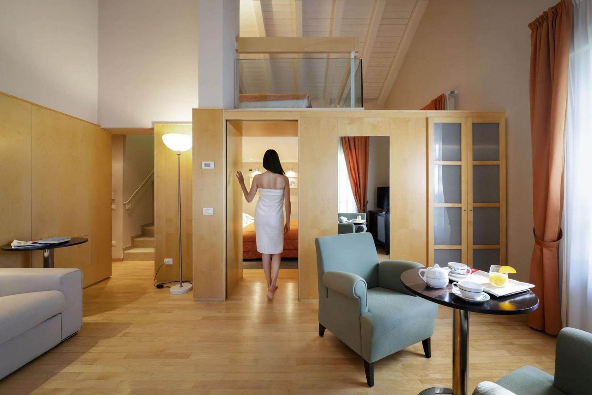 Suite - Photo 3