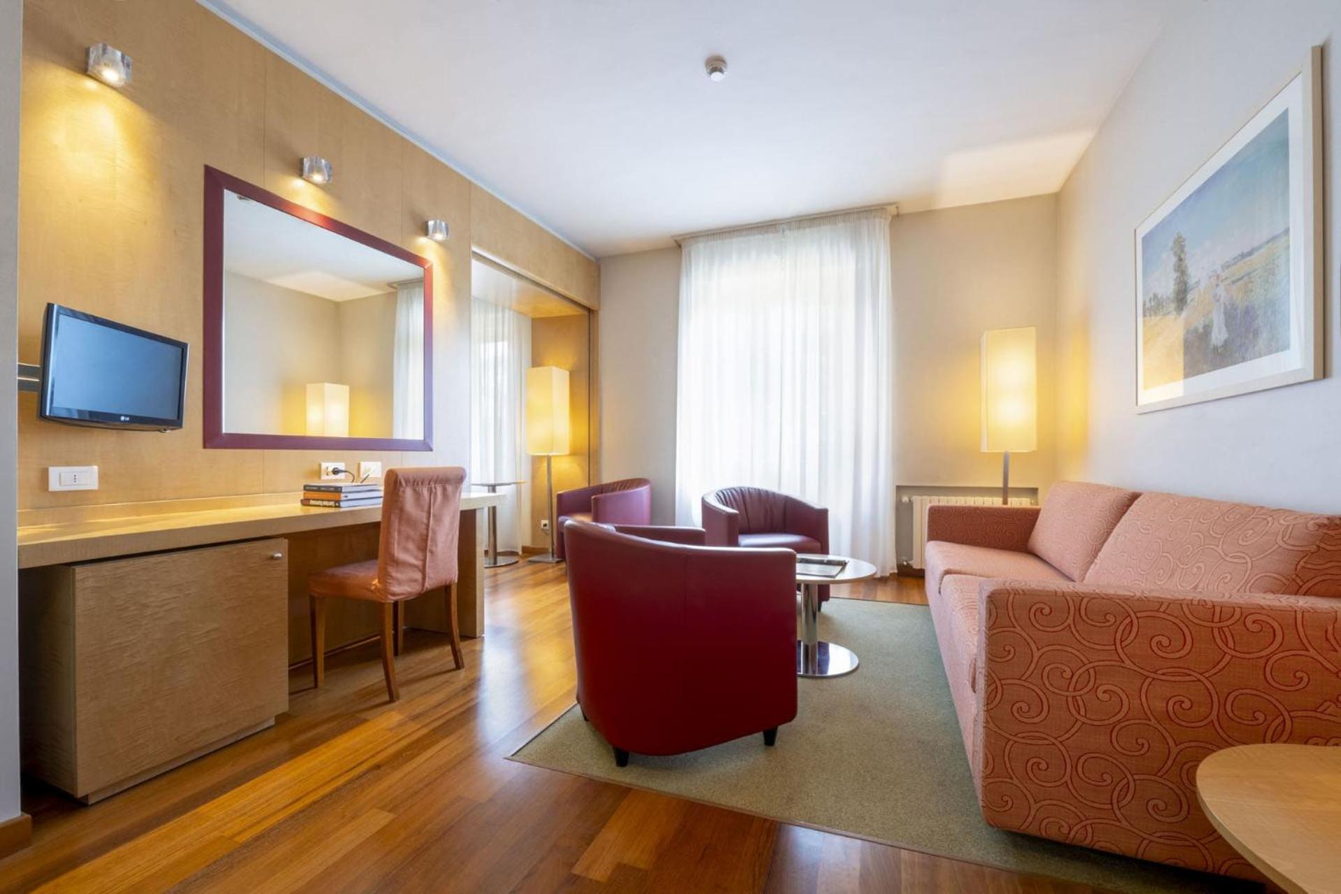 Suite - Photo 4