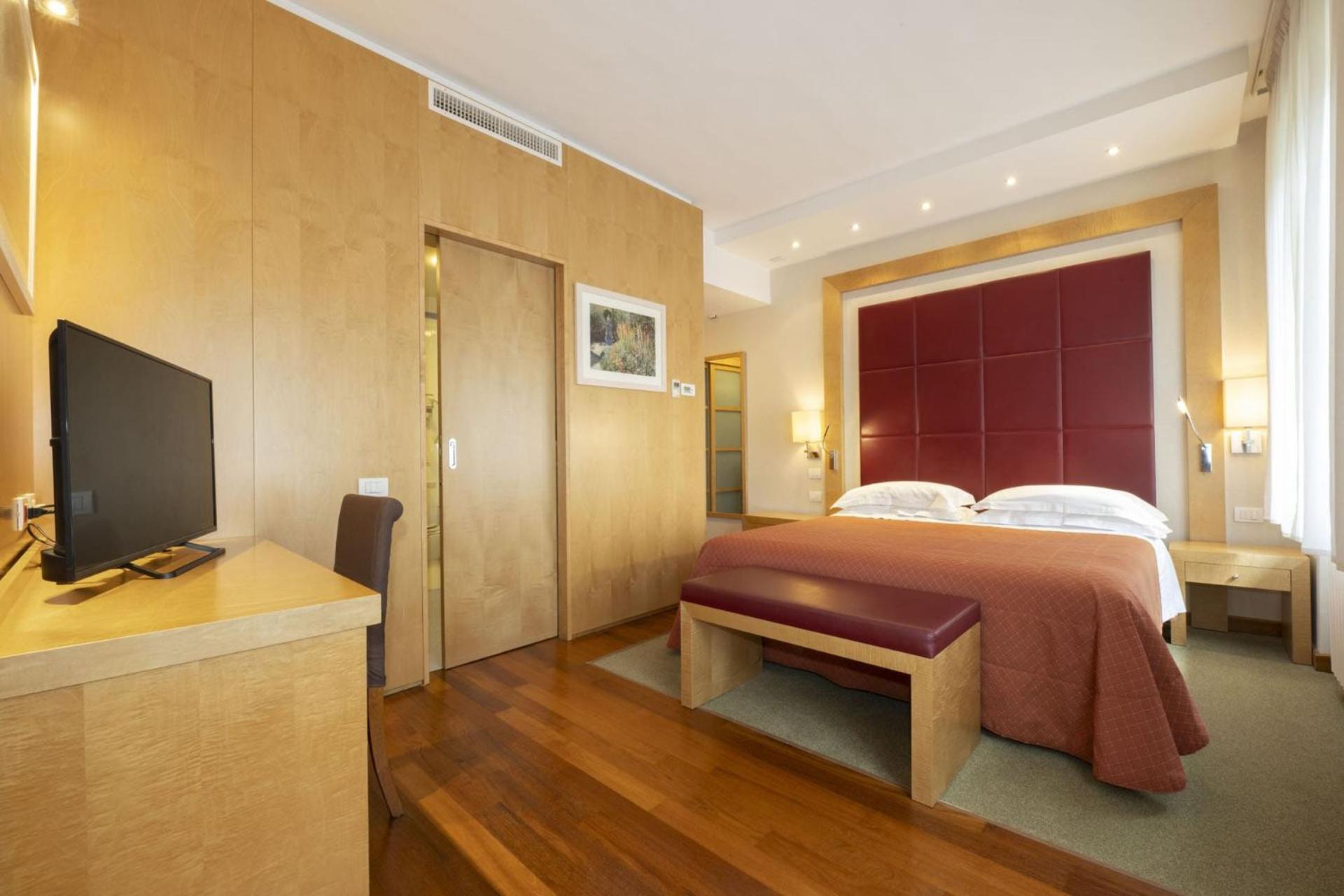 Suite - Photo 5