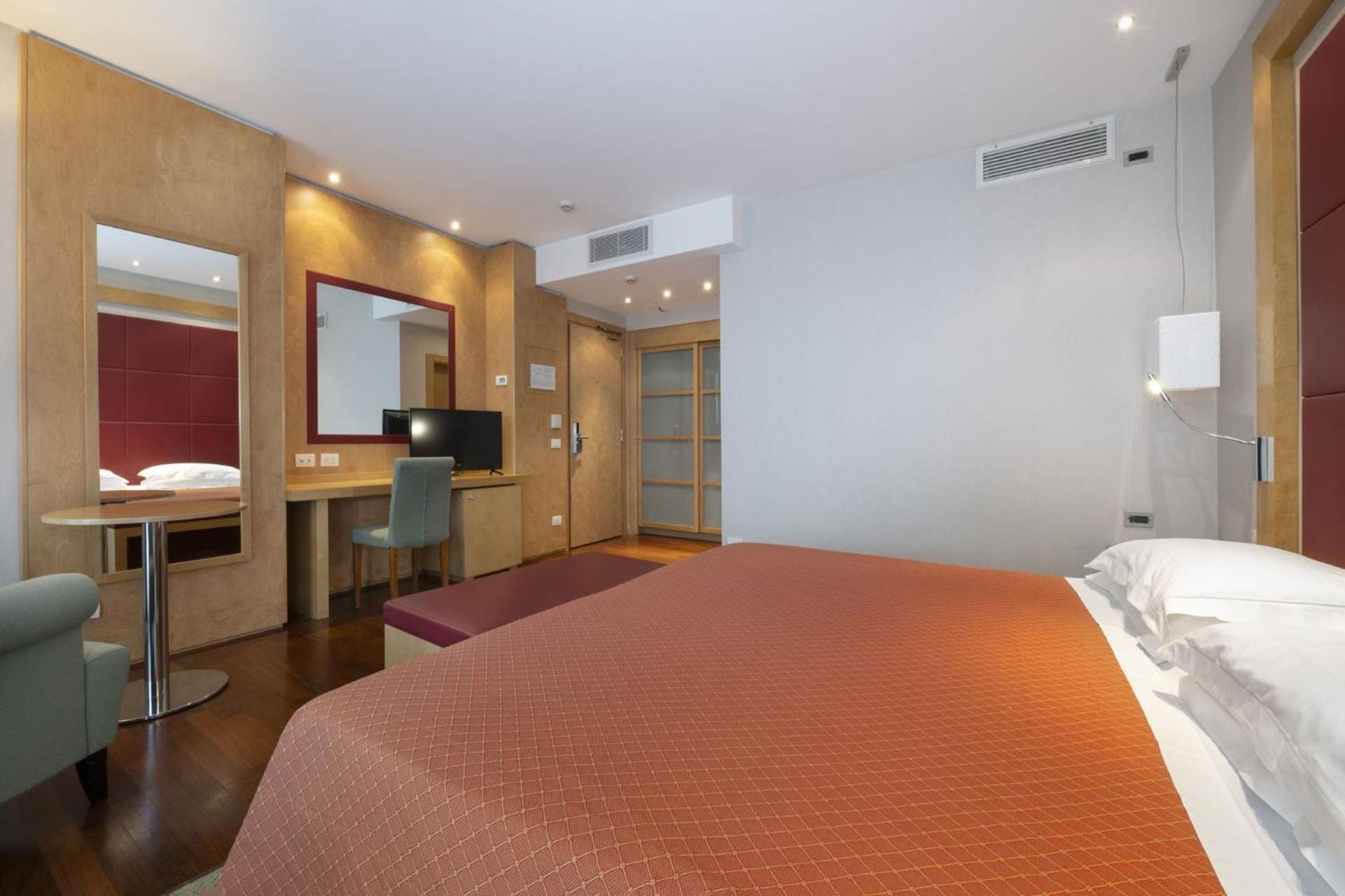 Superior Room - Photo 2