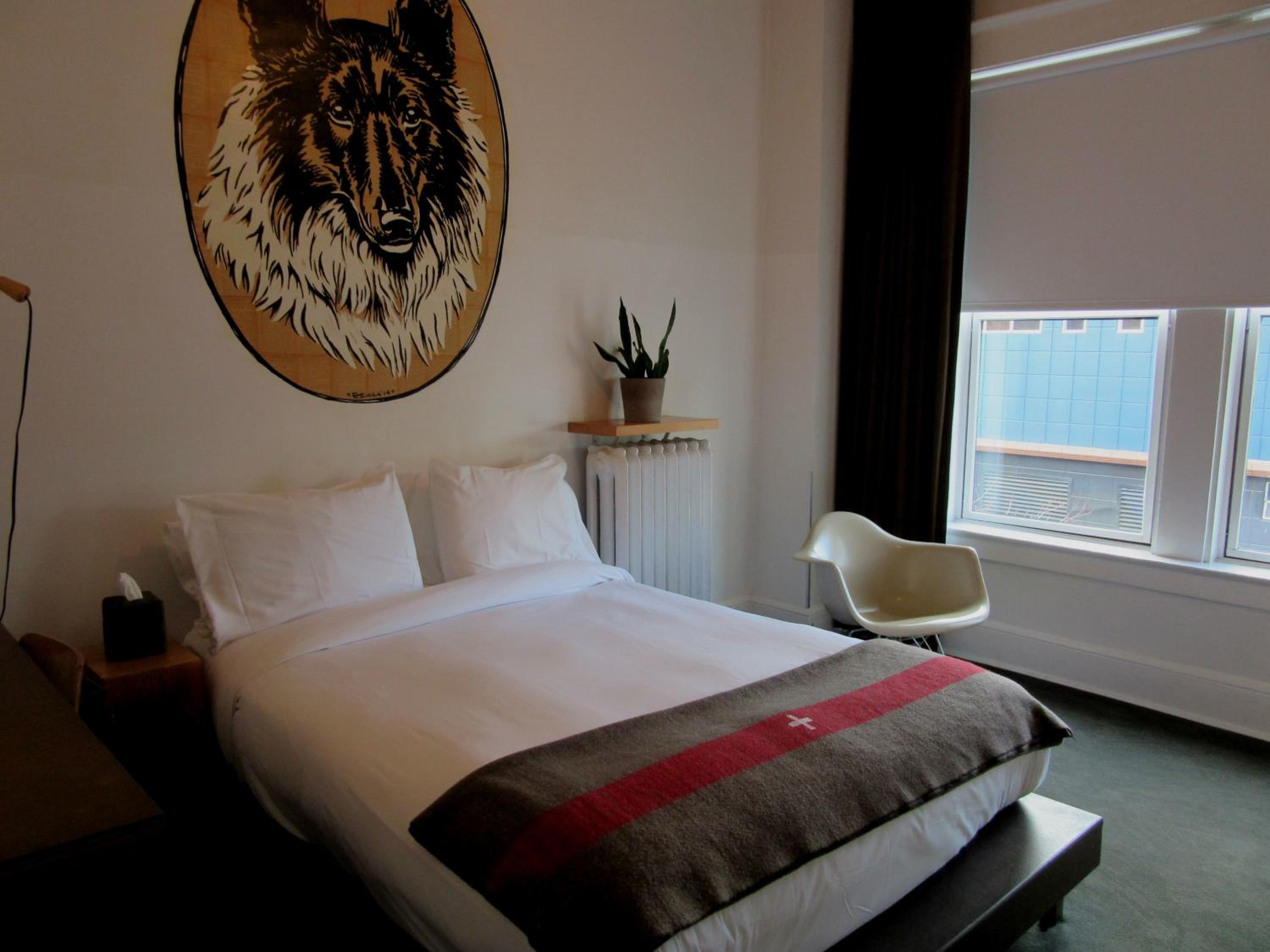 Standard Room with Shared Bathroom photo 2