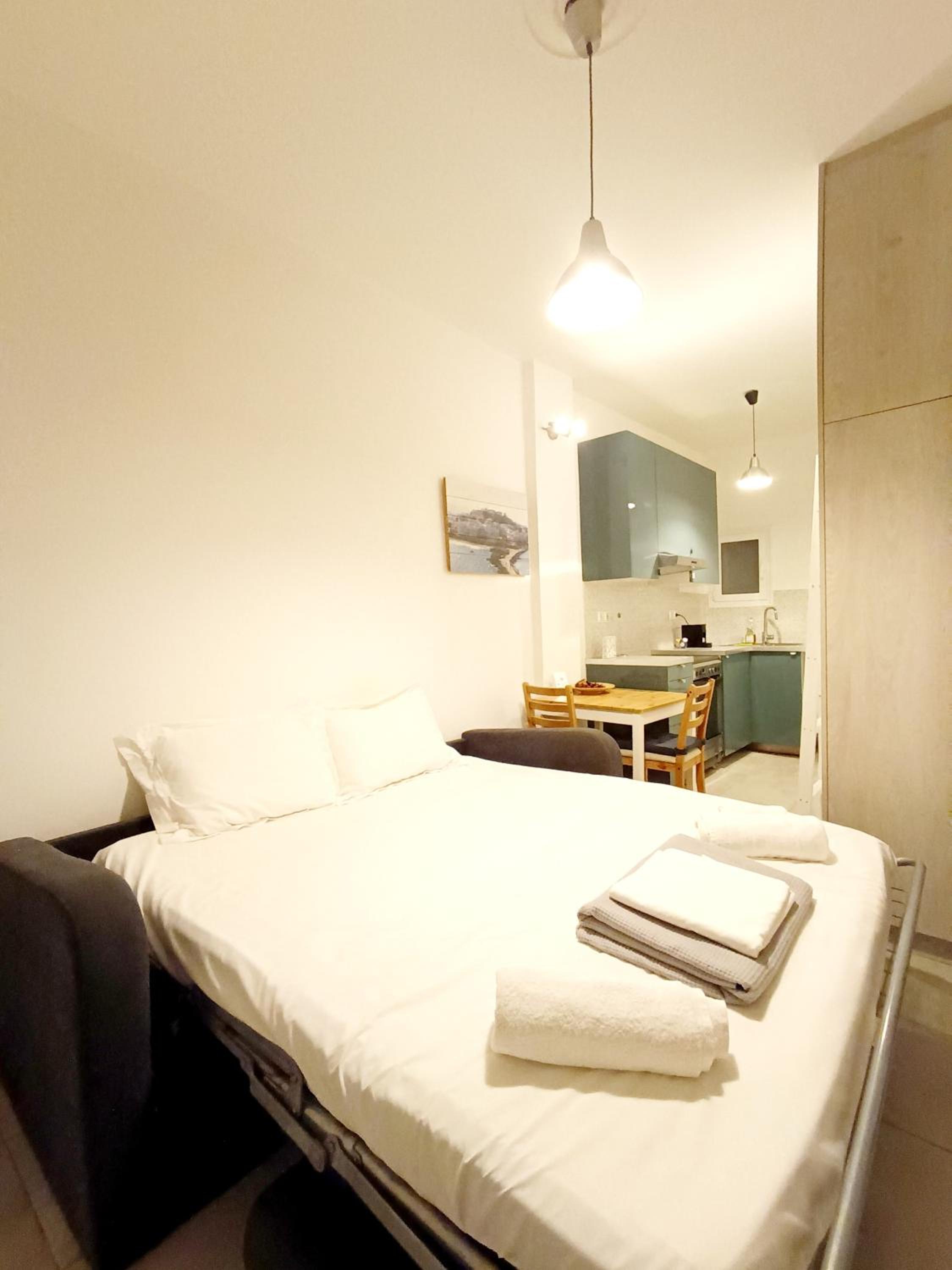 Studio Apartment