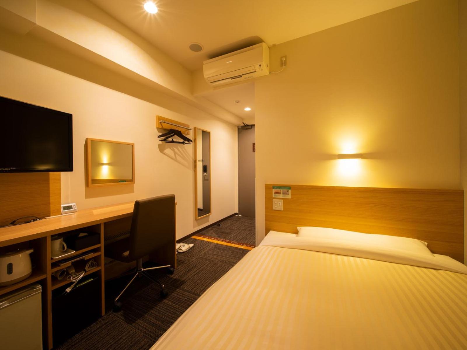 Room Selected at Check In - Non-Smoking - Photo 3
