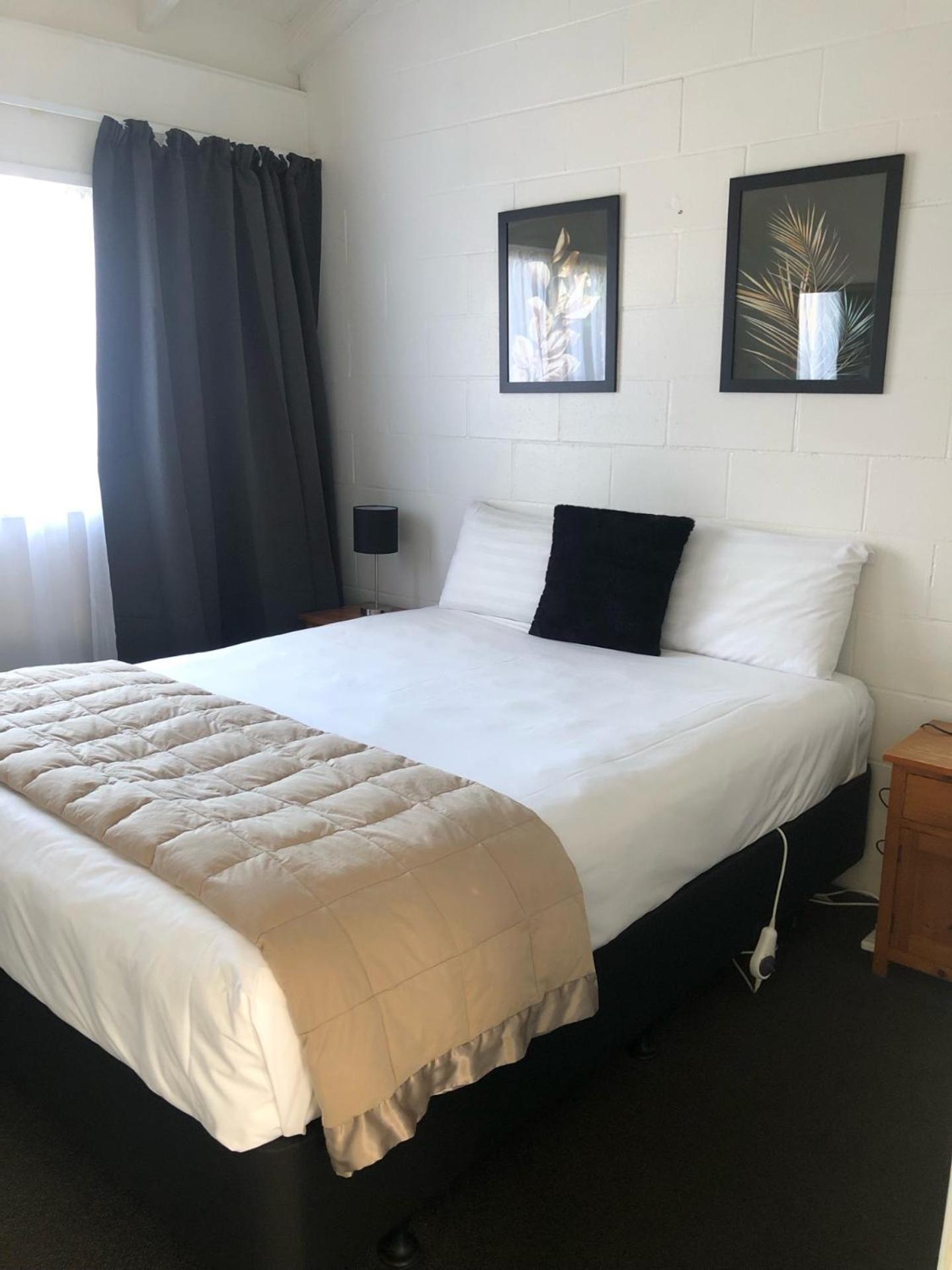 Double Room with Private Bathroom - Photo 5