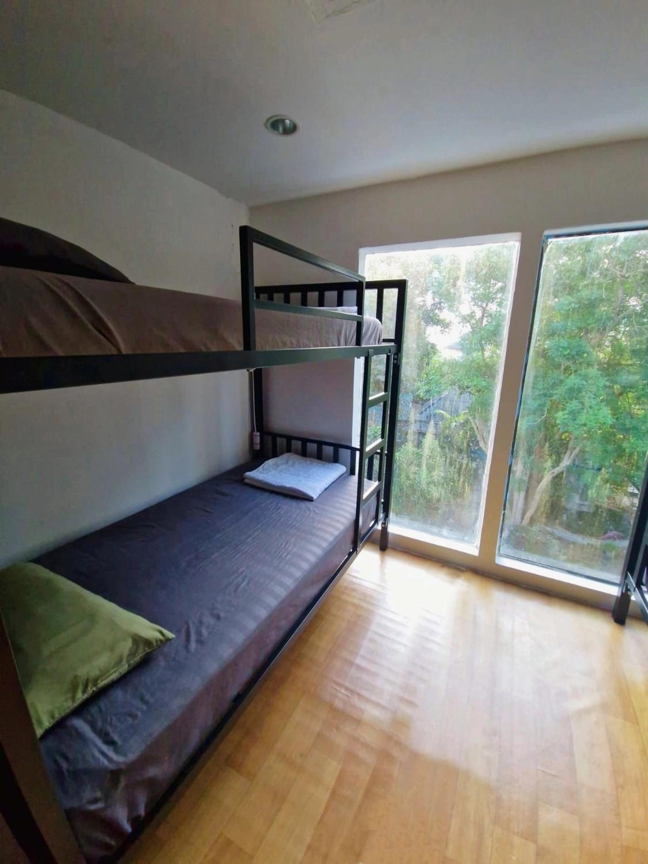 Bed in 6-Bed Dormitory Room photo 1