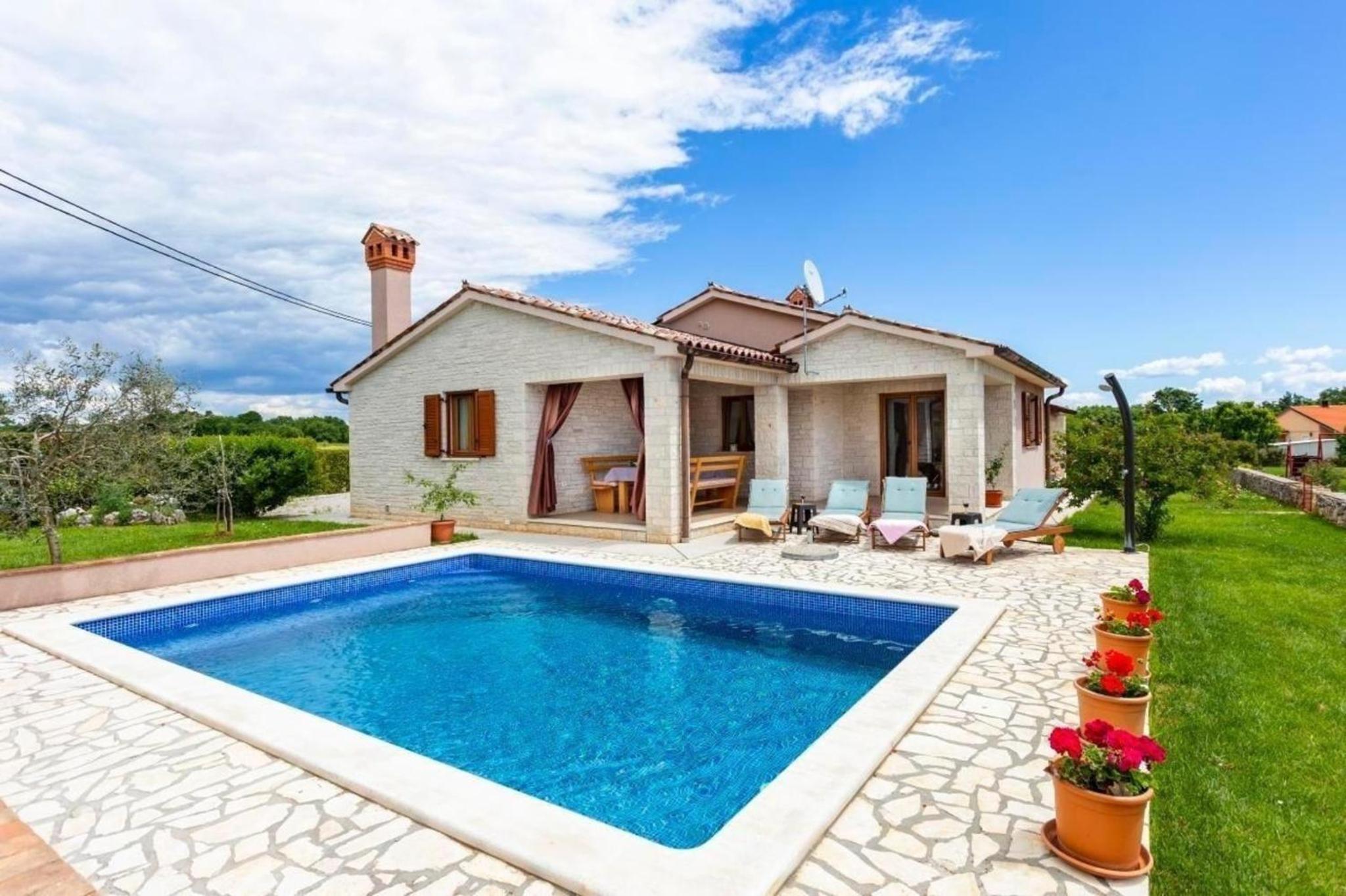 Two-Bedroom Holiday Home photo 2