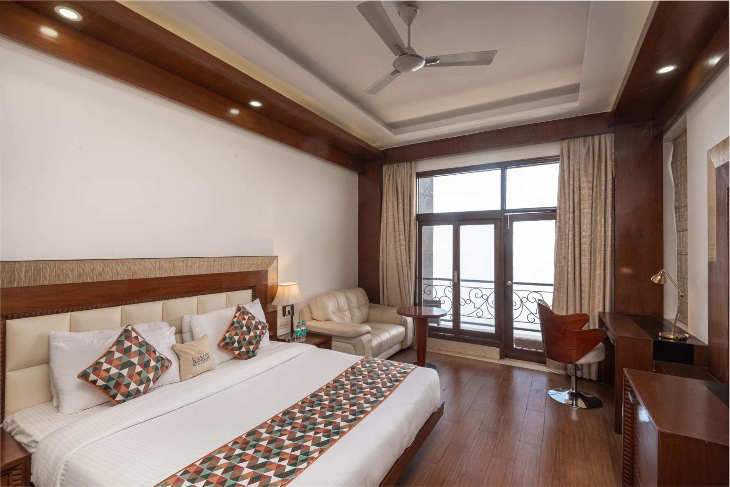 Queen Room with Balcony