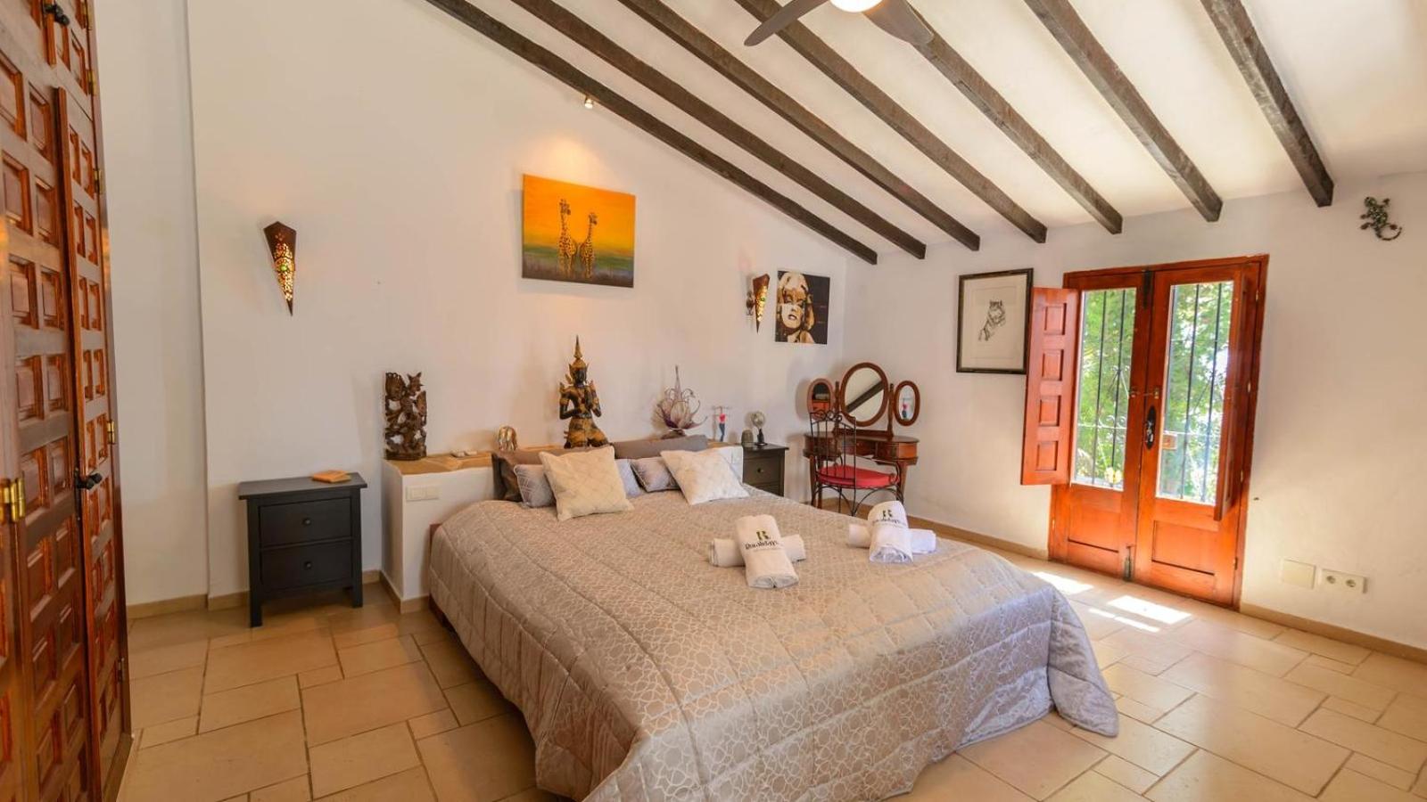Villa de Cuatro Habitaciones