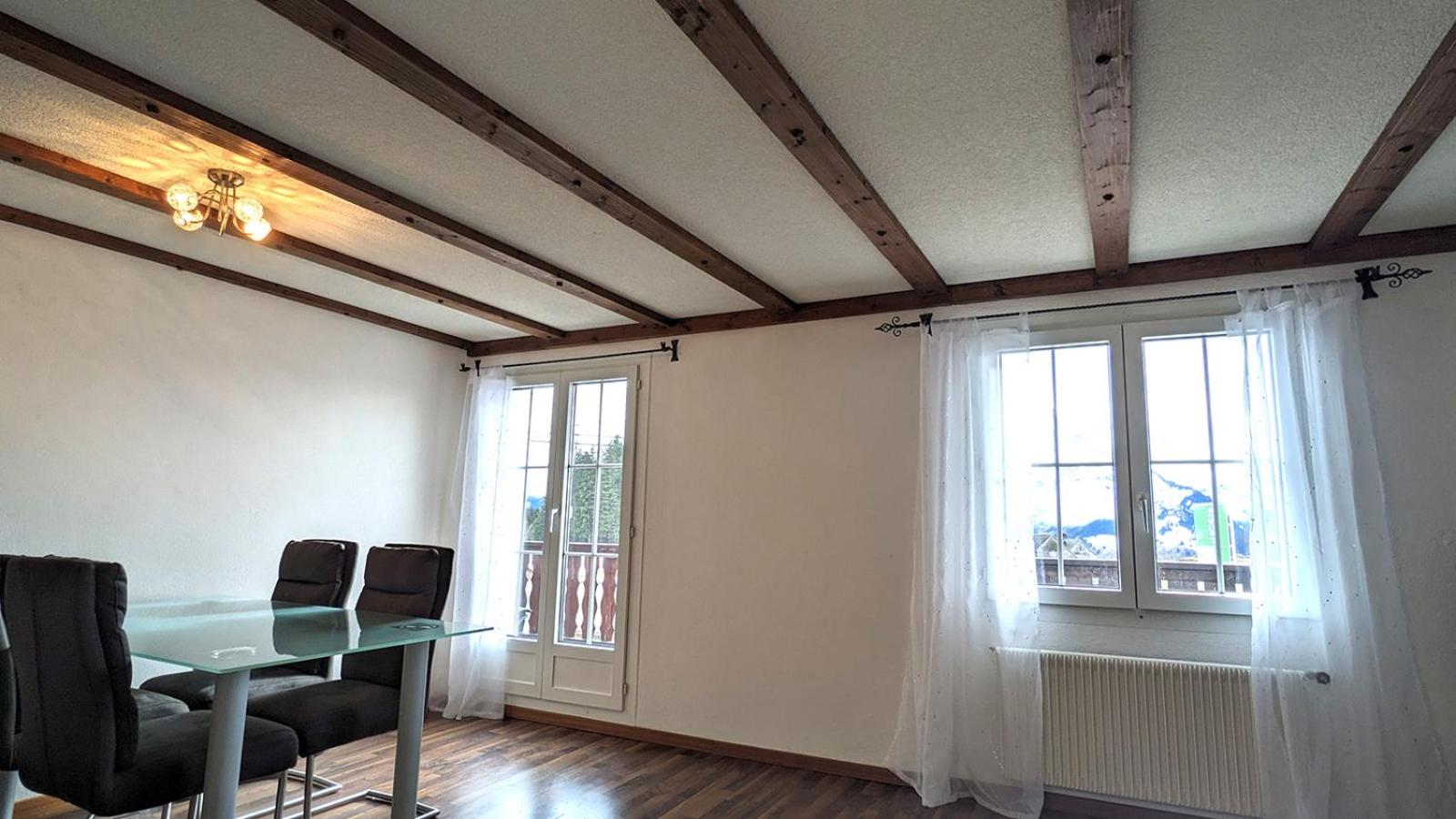 Apartment with Mountain View photo 2