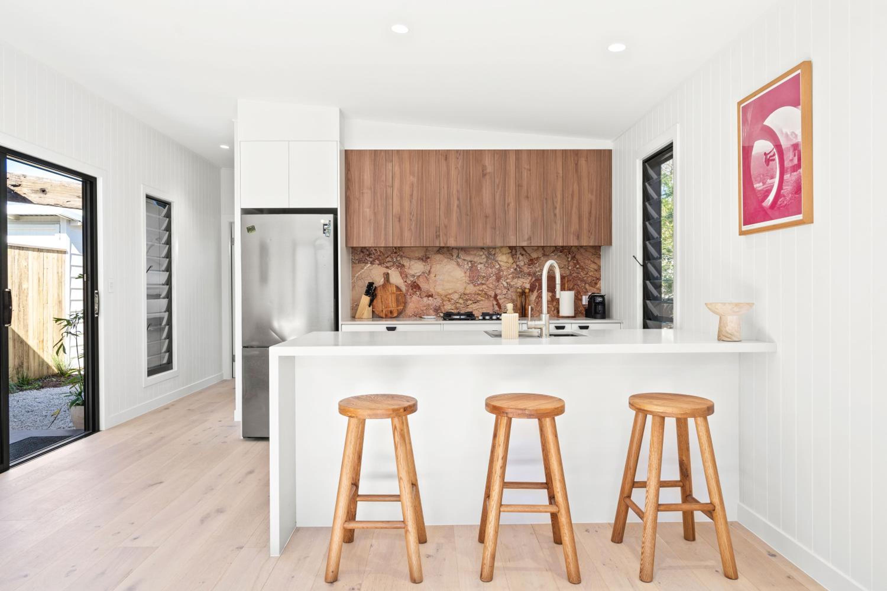 Studio Apartment photo 2