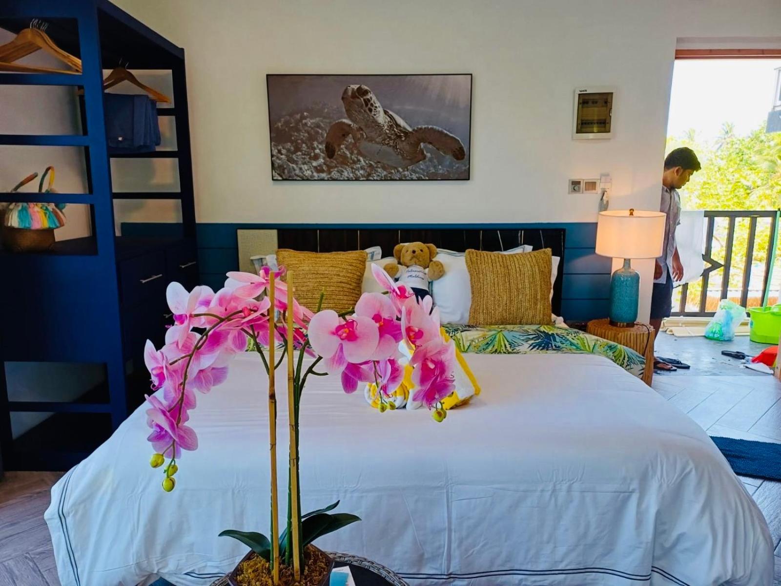 Deluxe King Room - Photo 3