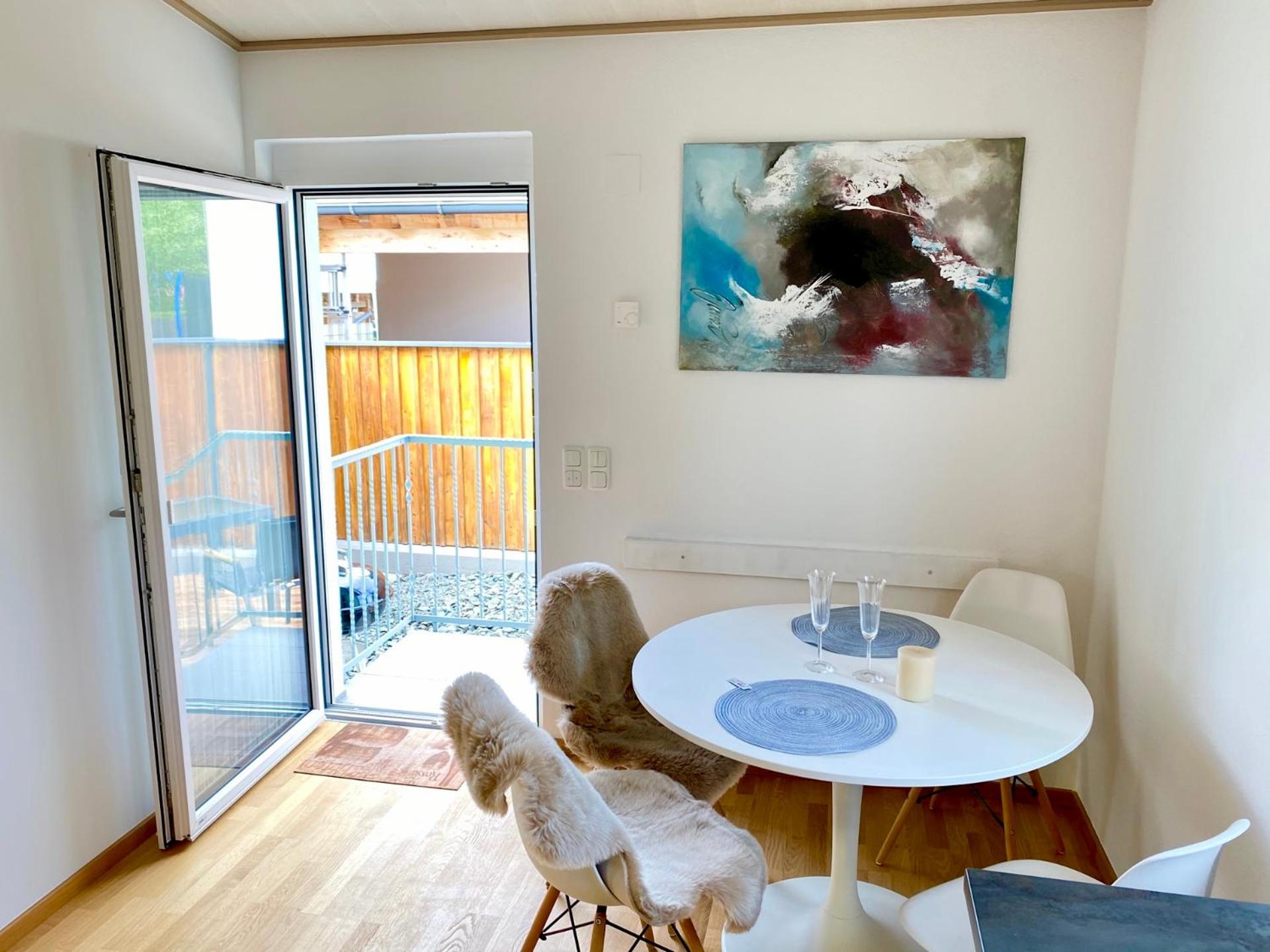 One-Bedroom Apartment photo 2