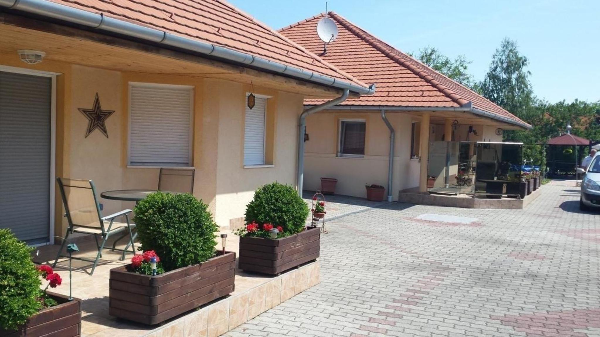 Holiday Home photo 2