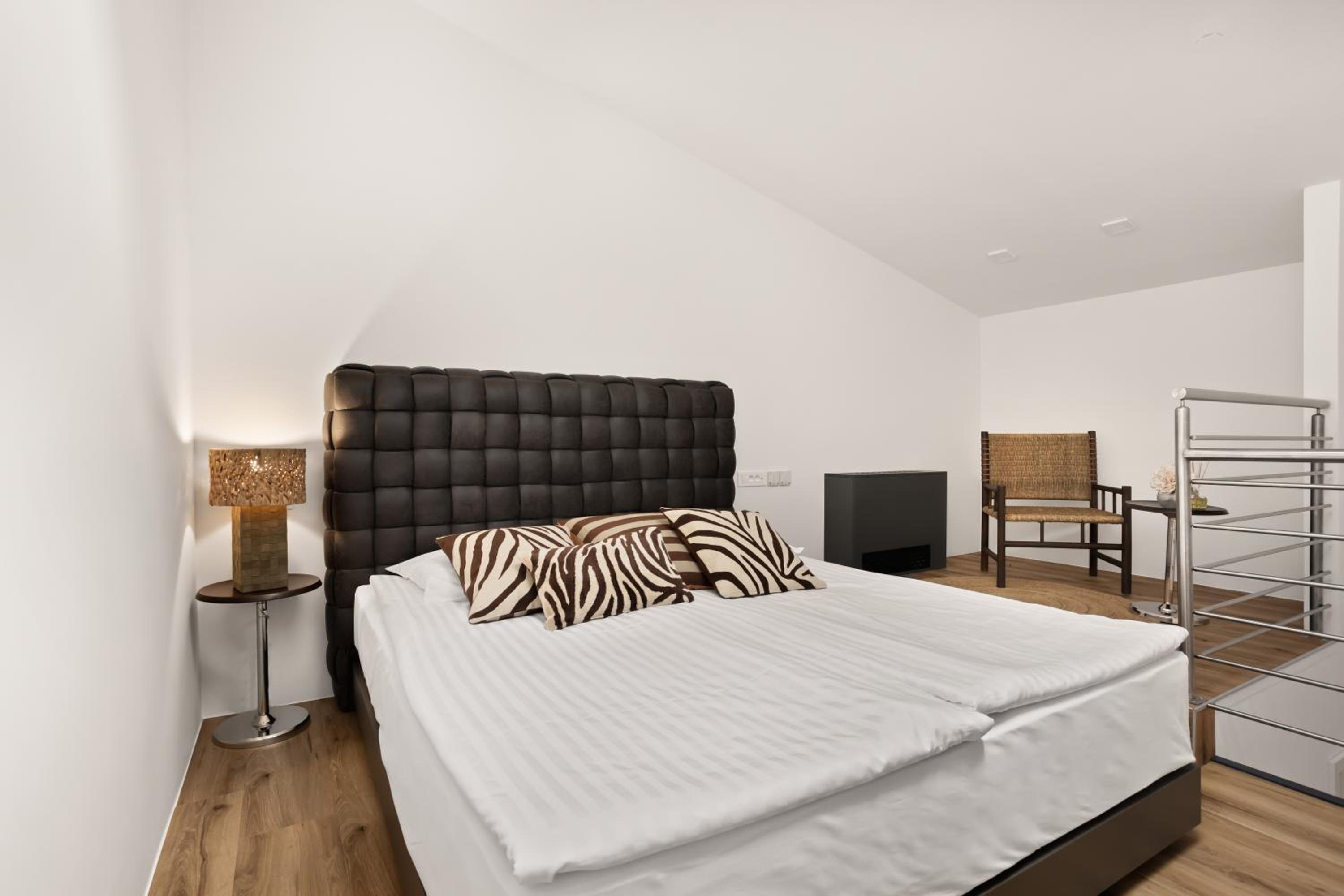 Double Room with Extra Bed photo 1