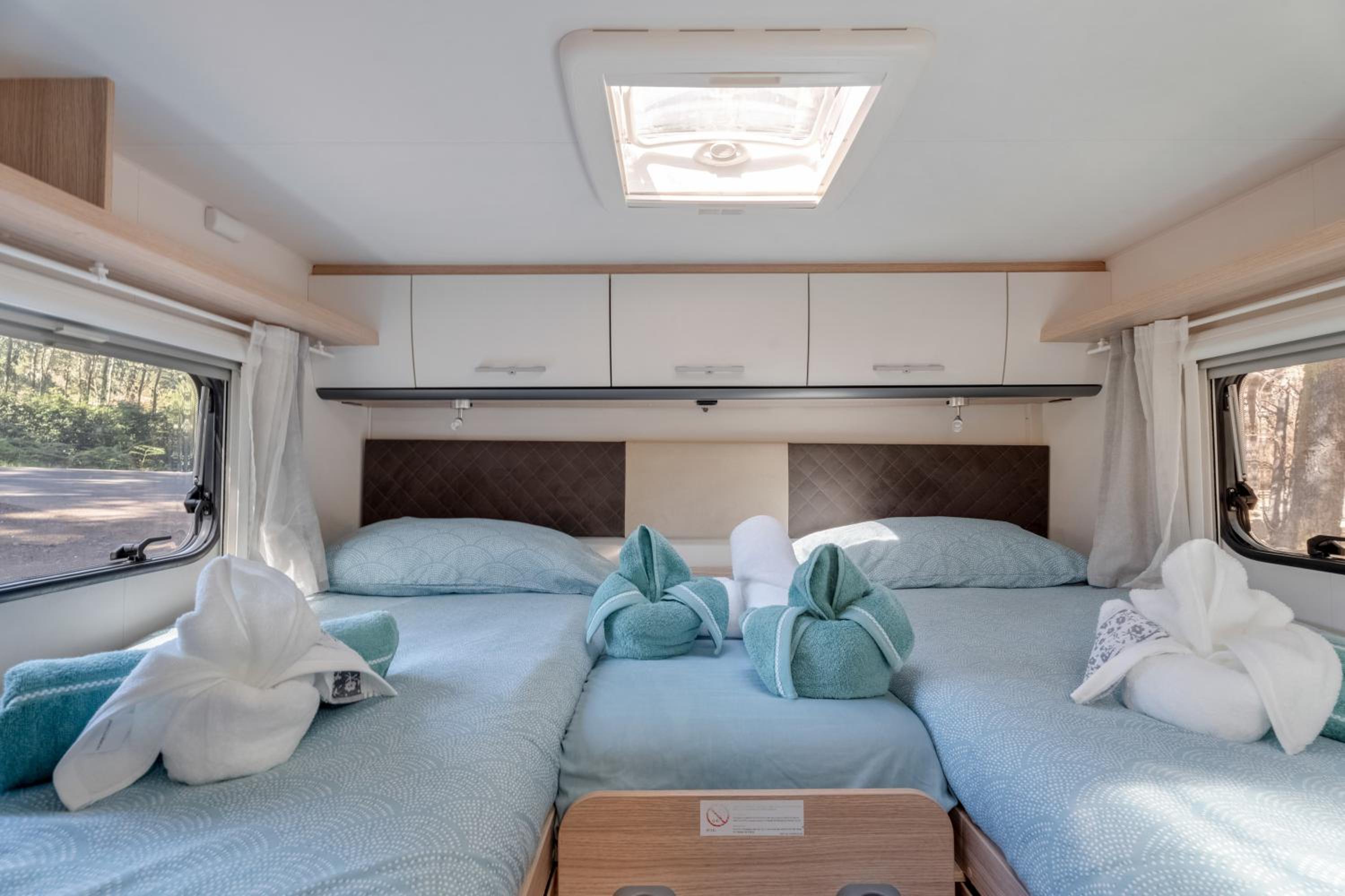 Mobile Home photo 3