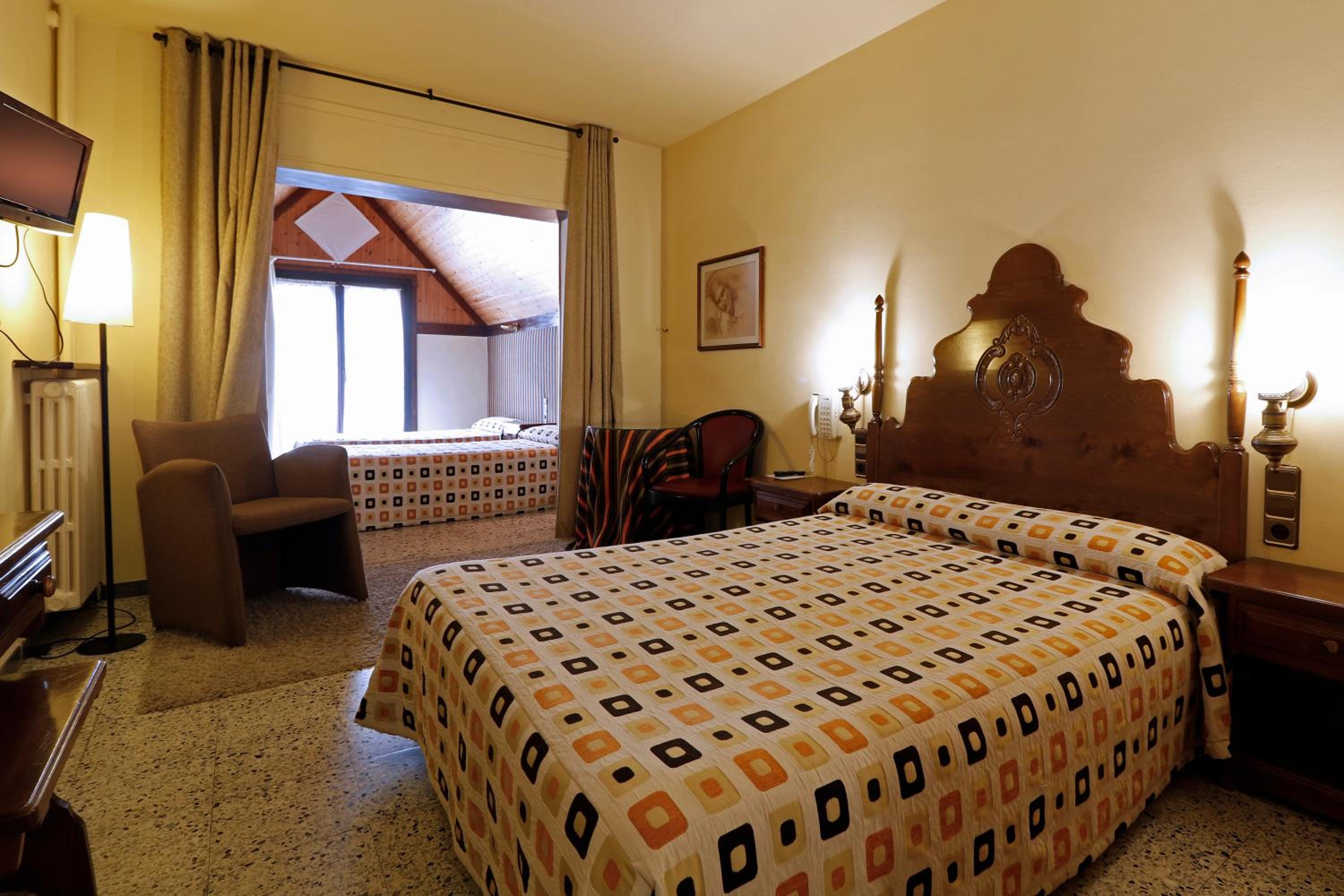 Quadruple Room photo 2