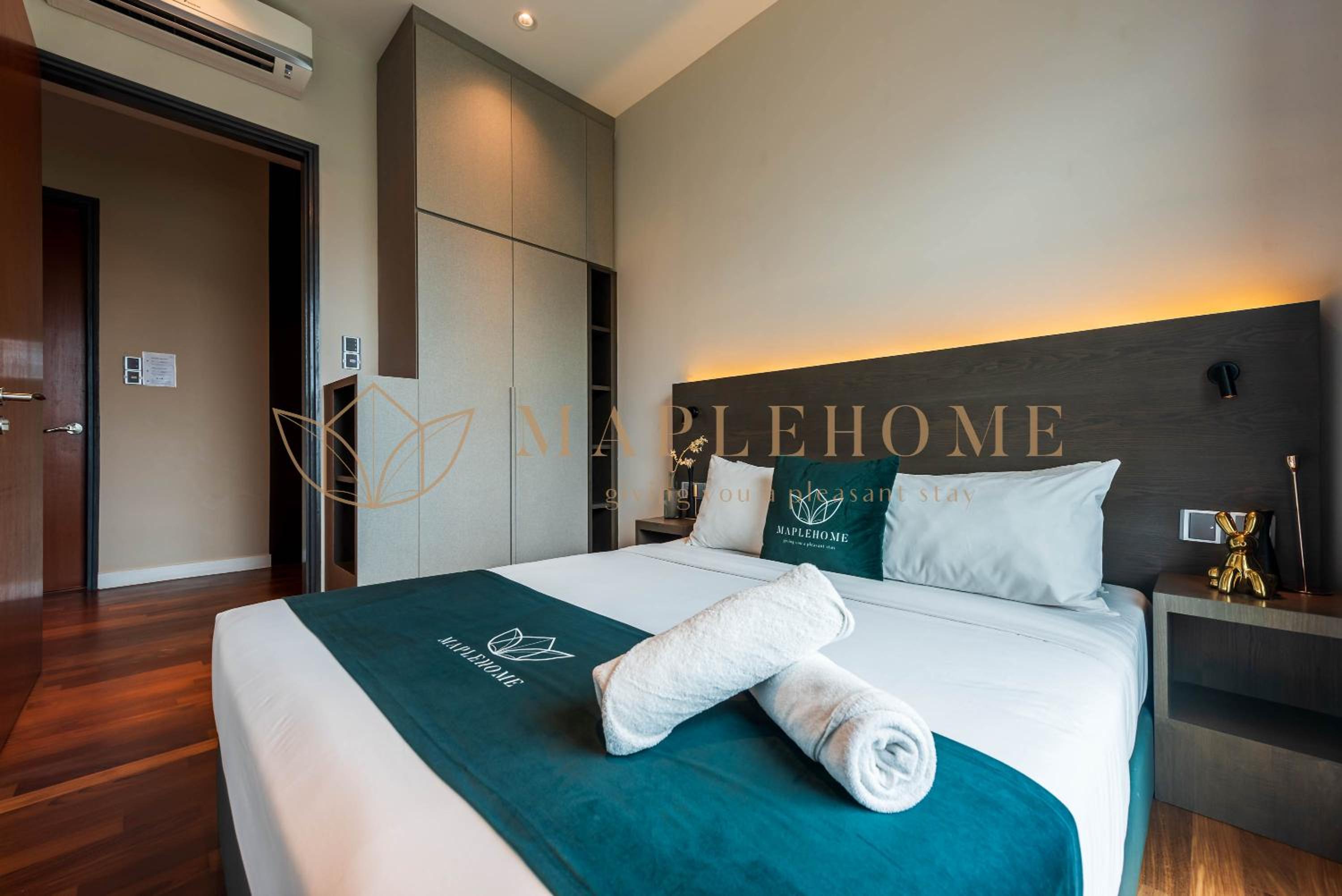 Royal Three-Bedroom Suite - Photo 19