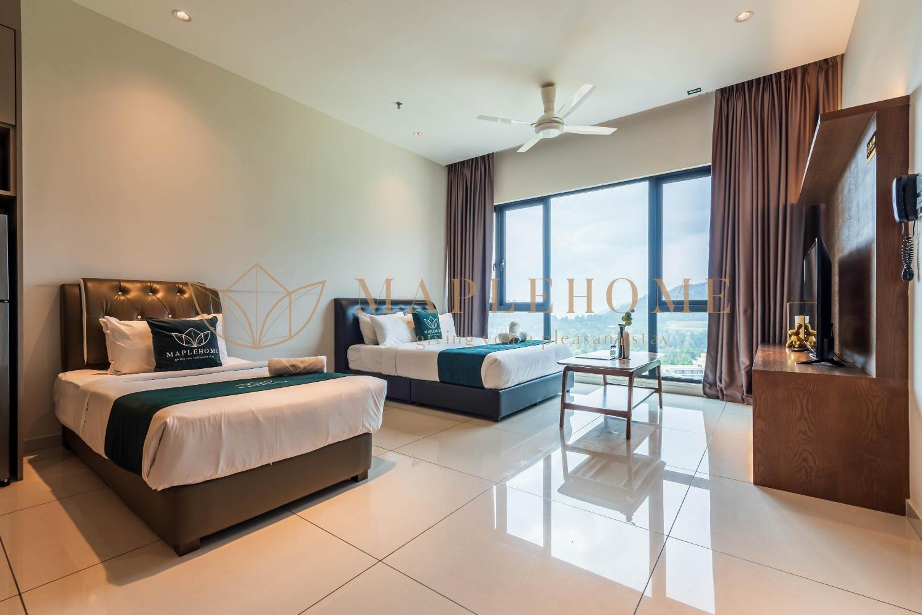 Premier King Suite - Photo 8