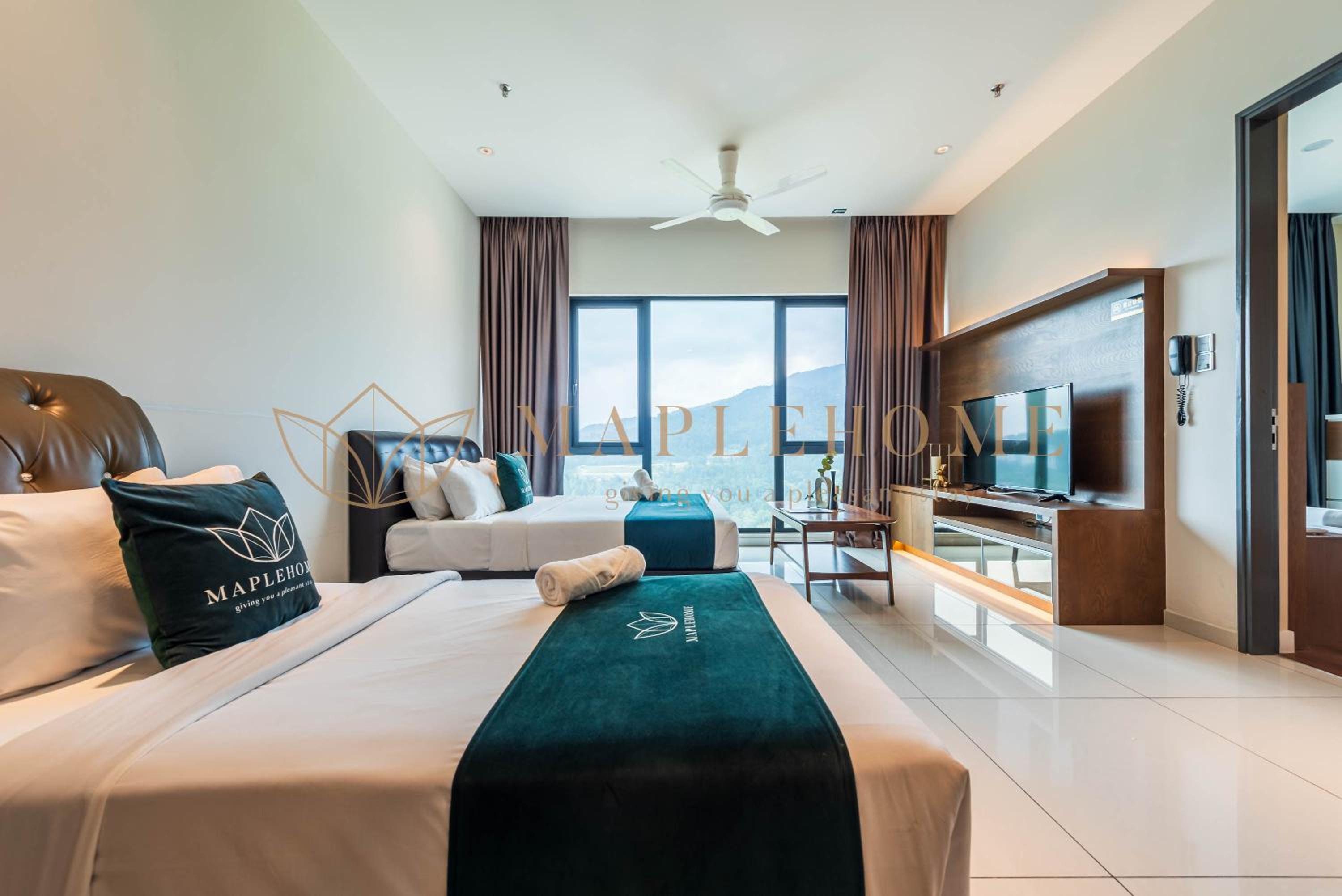 Premier King Suite - Photo 2