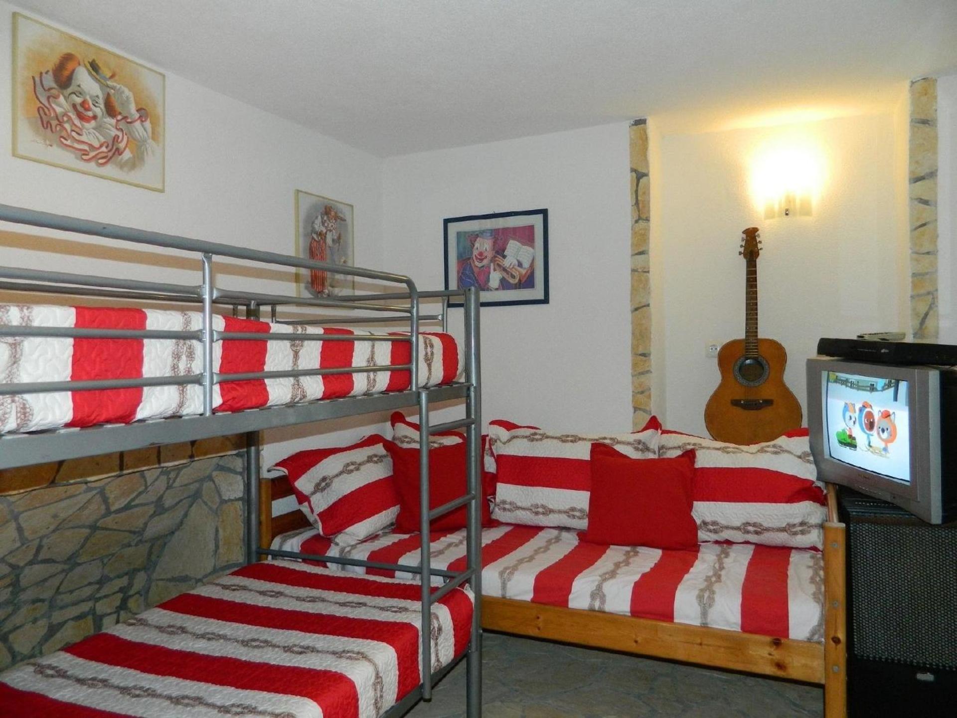 Apartment photo 1