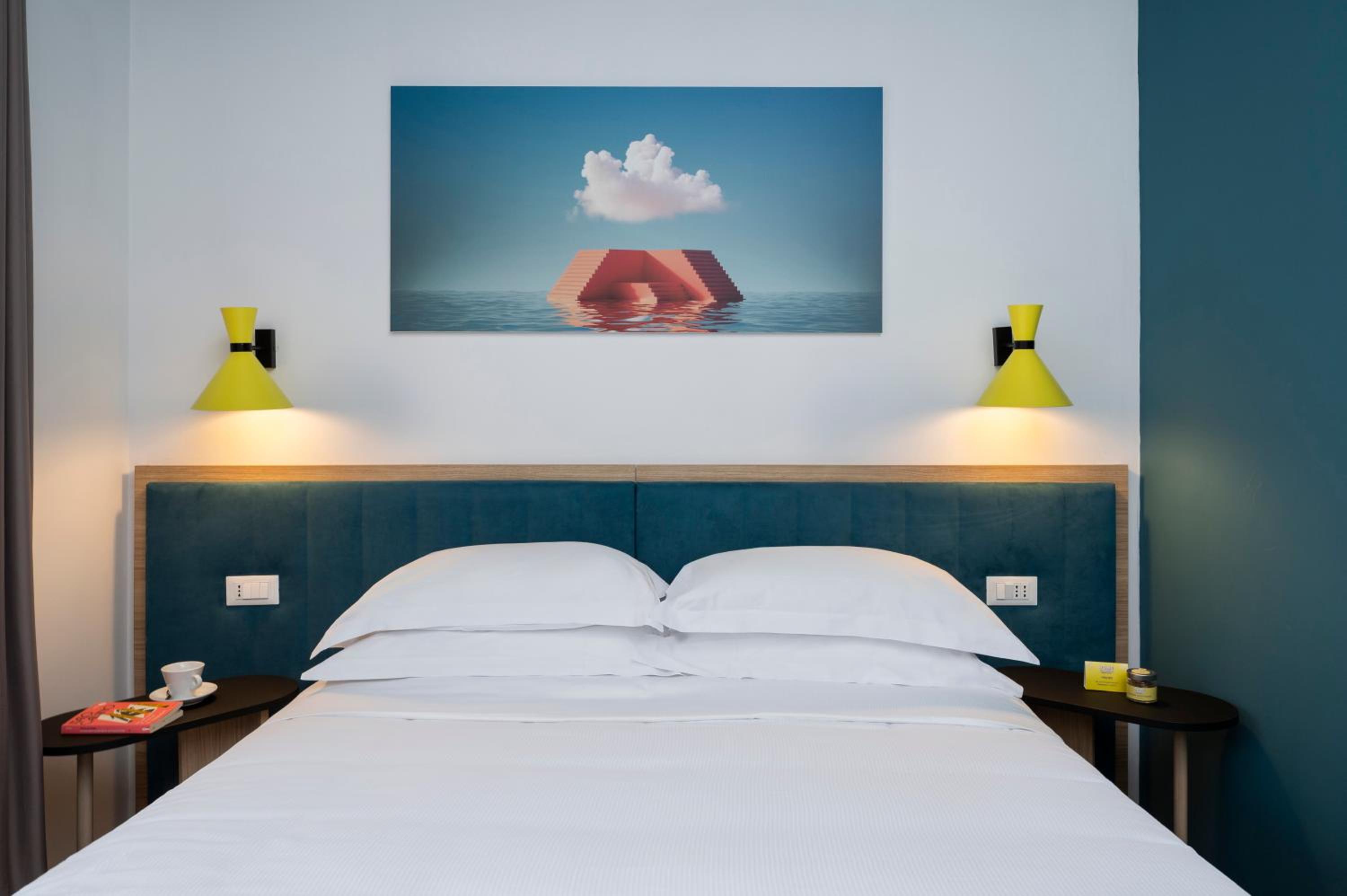 Standard Double or Twin Room - Photo 6