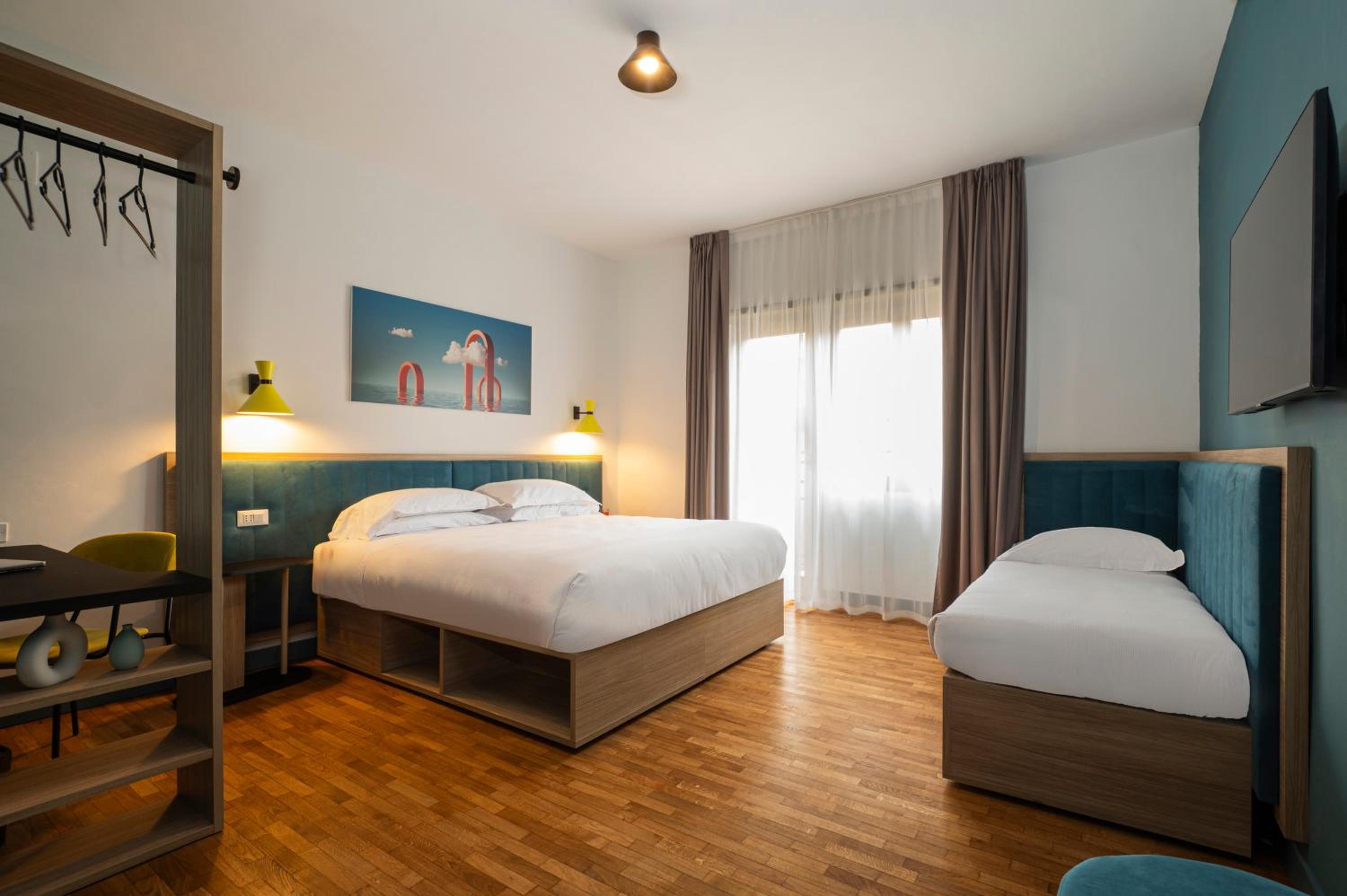 Standard Triple Room - Photo 4