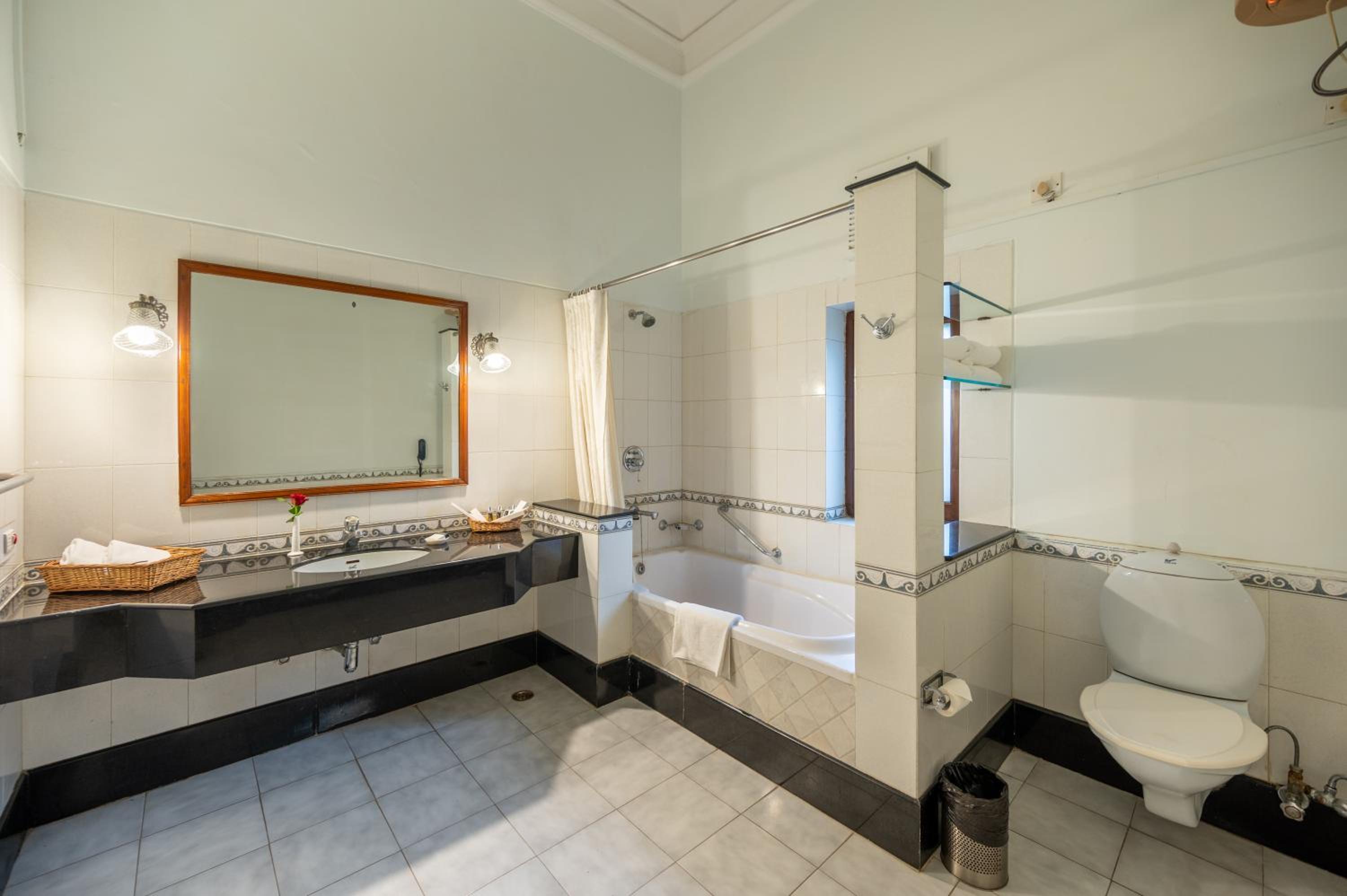 Executive Suite photo 2