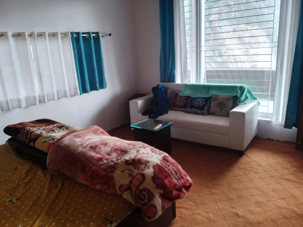 Single Room photo 3