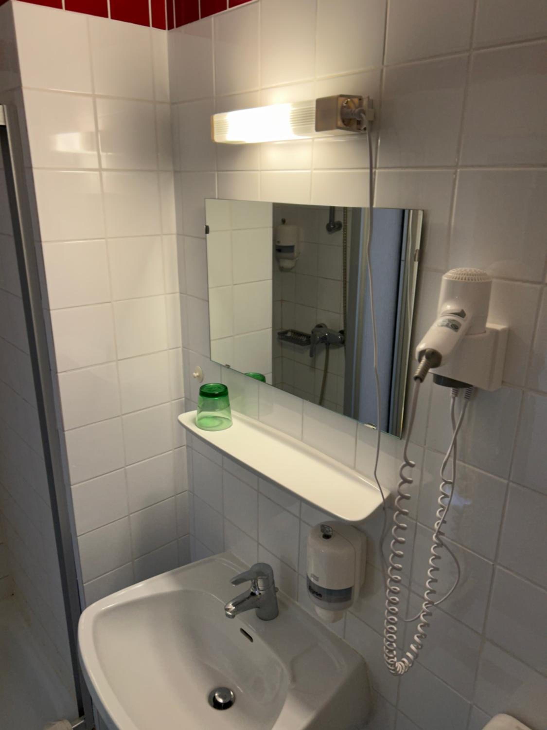 Single Room with Shower