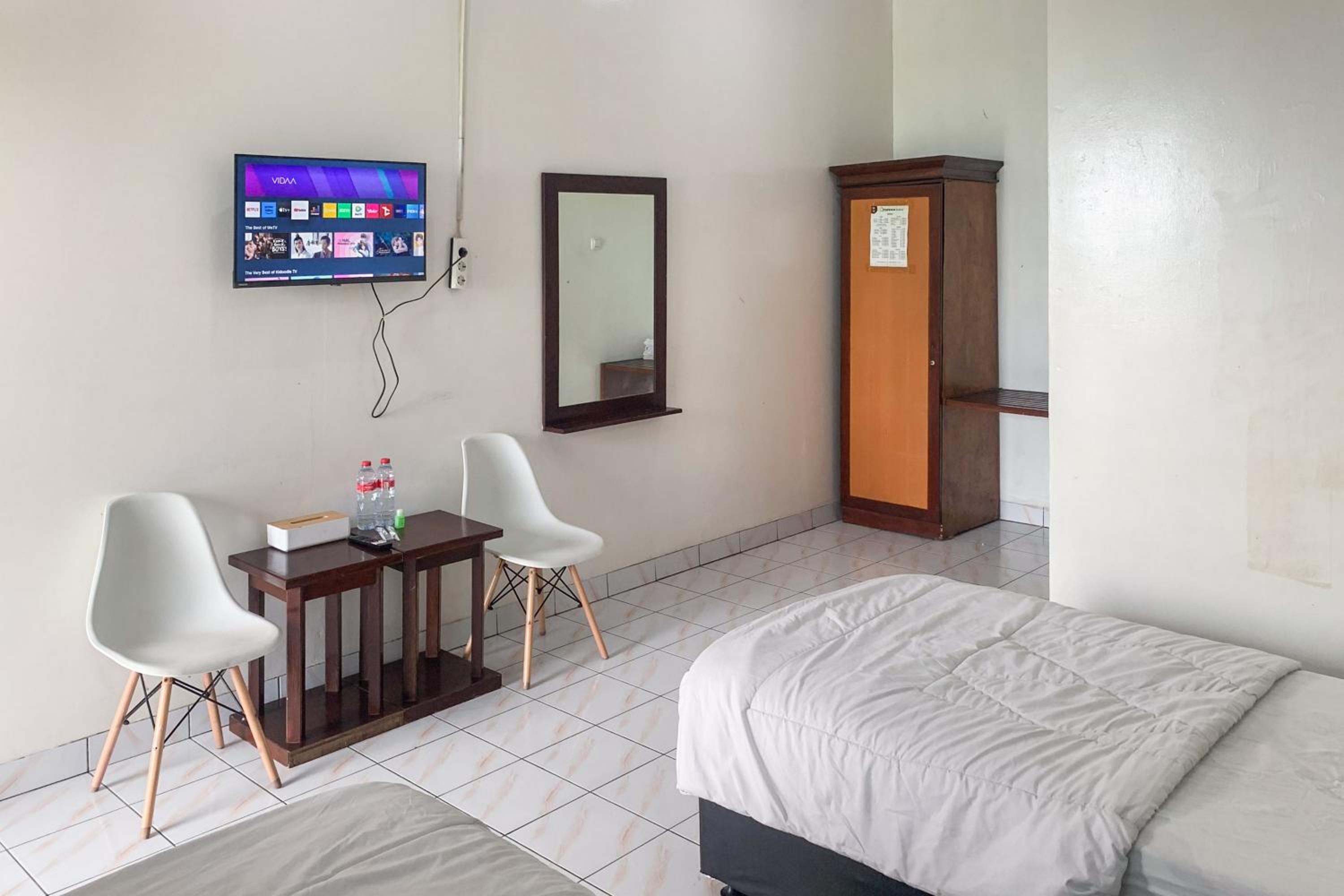 Standard Twin Room photo 3
