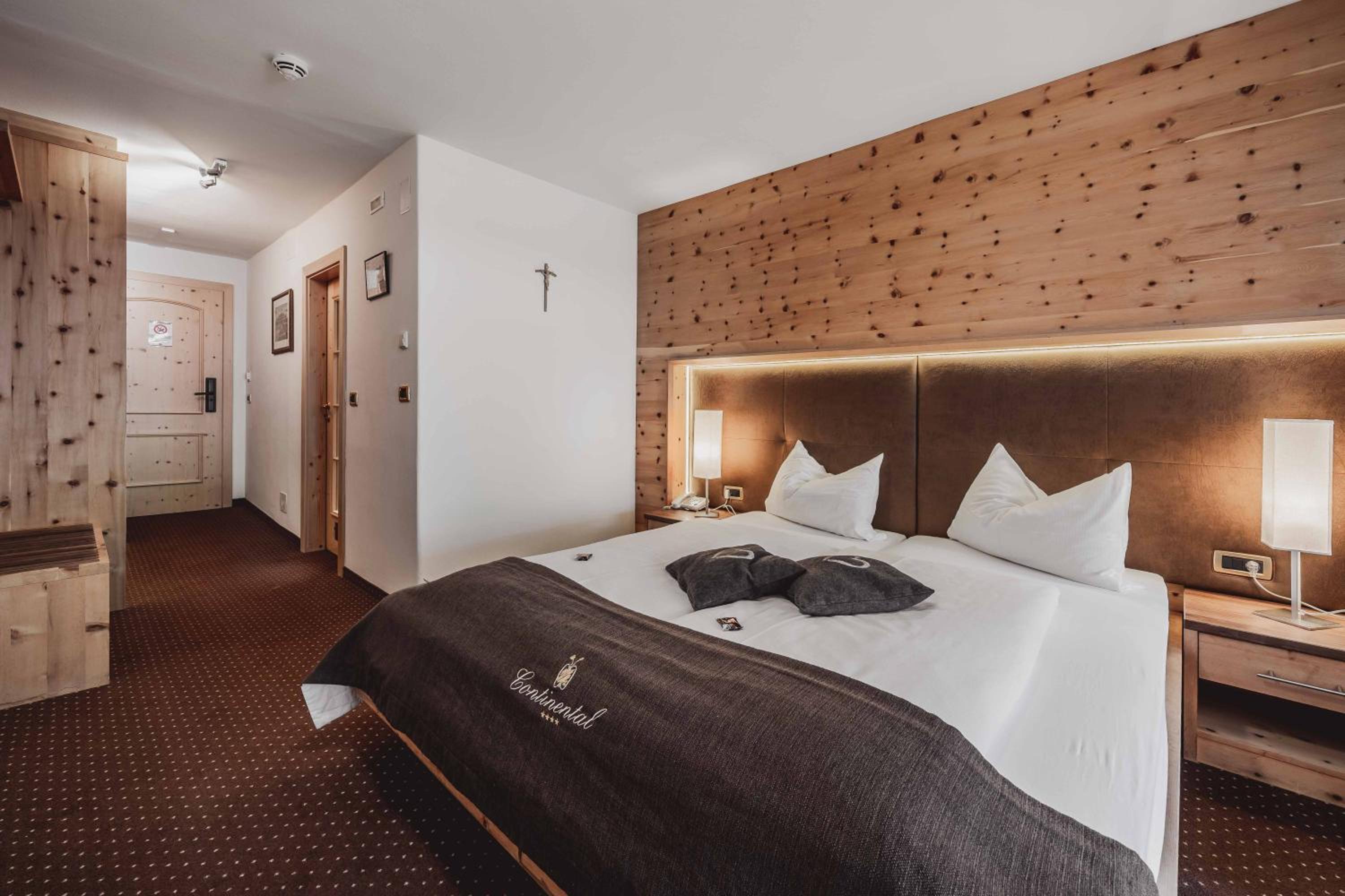 Superior Double Room with Balcony - Photo 3