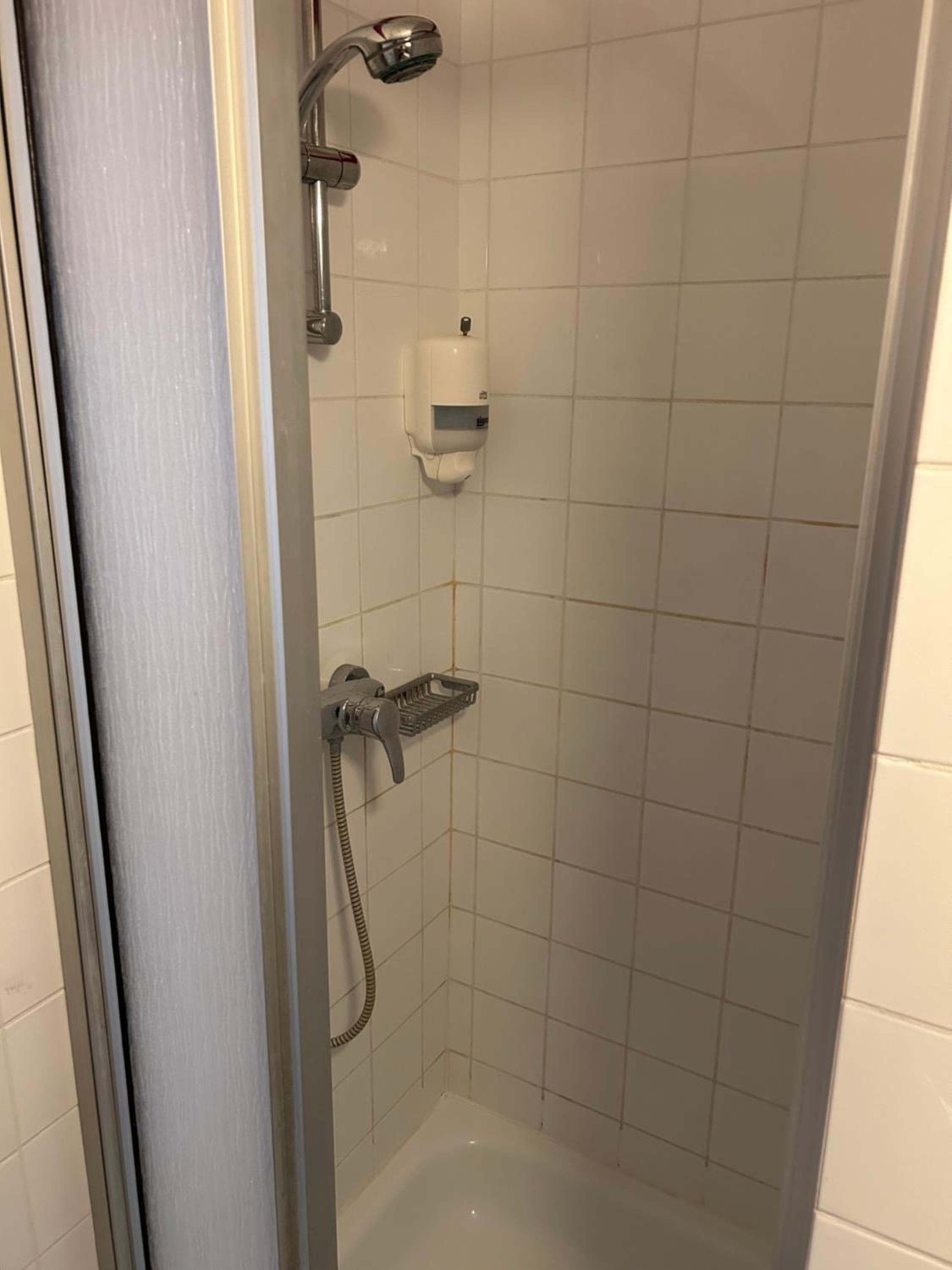 Single Room with Shower photo 2