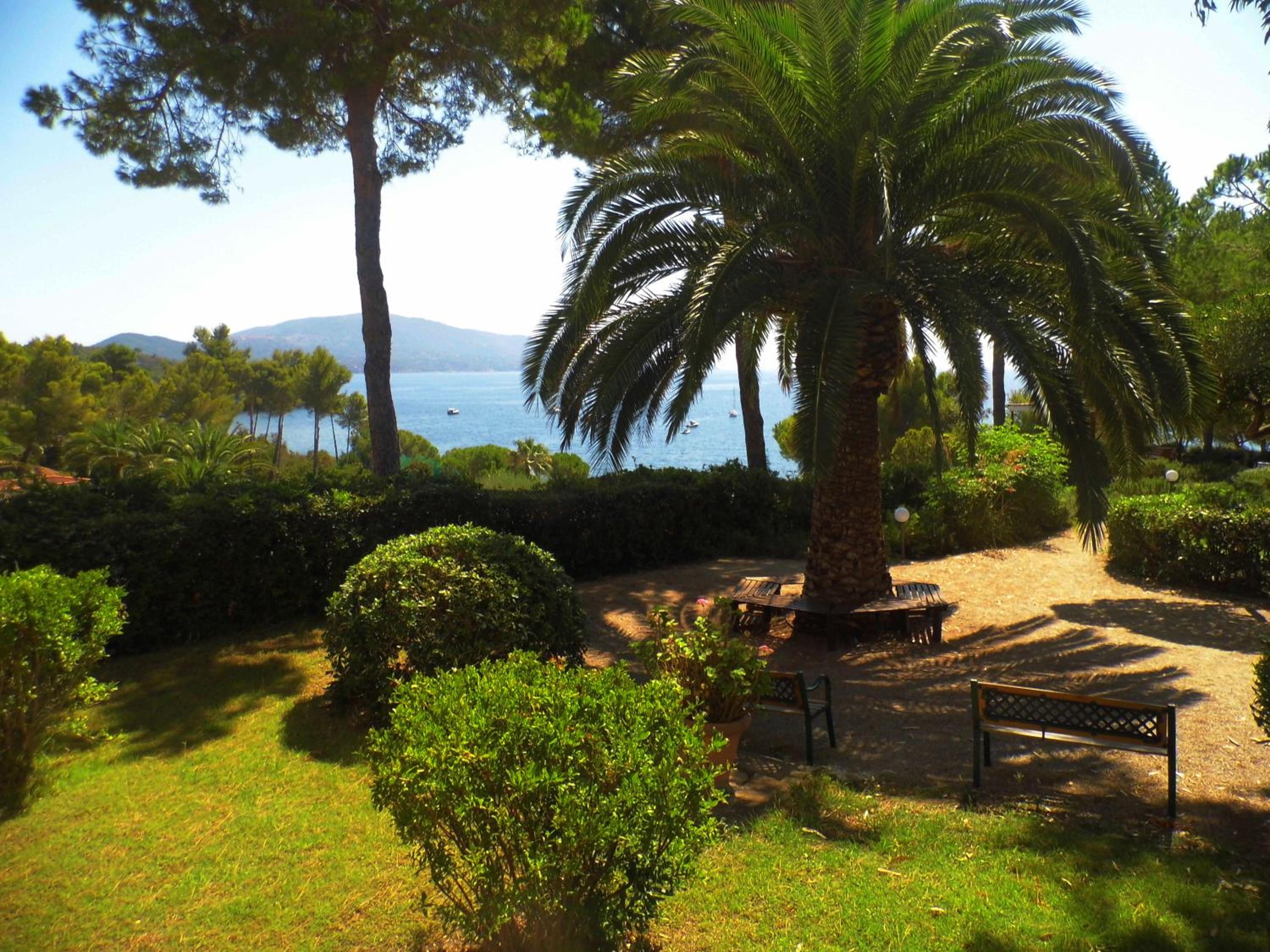 Quadruple Room With Sea View - Photo 14