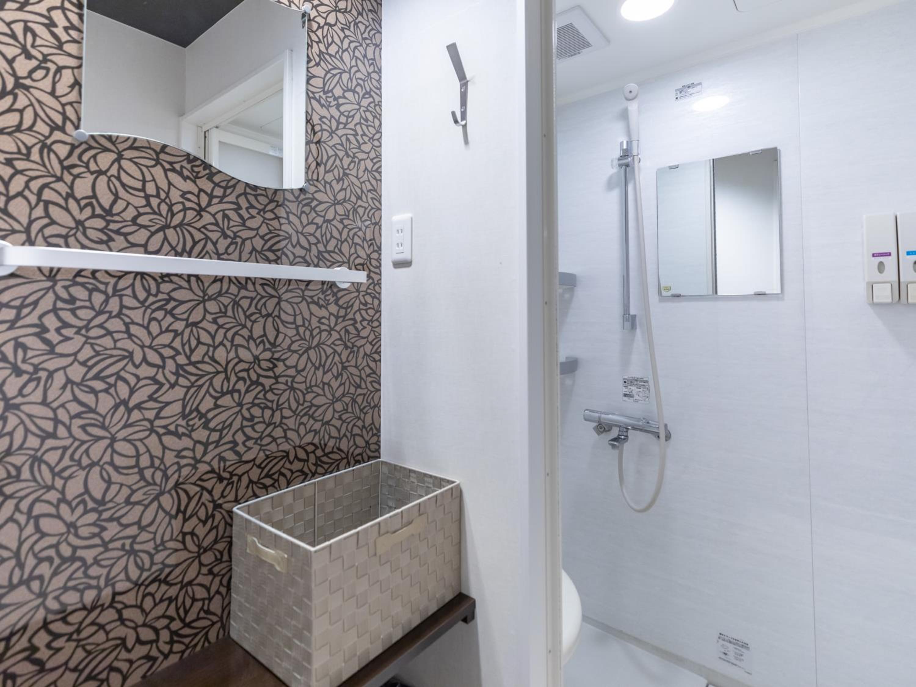 Non-Smoking - Mixed Domitory - Standard Capsule Room  photo 2