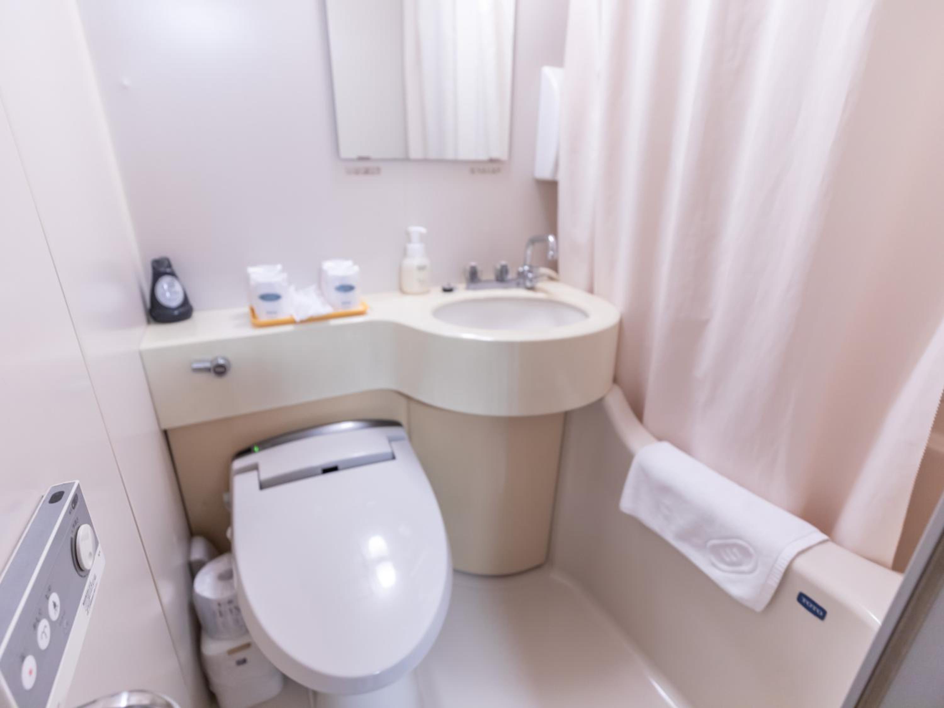 Non-Smoking - Japanese-Style Room up to 4 guests photo 2