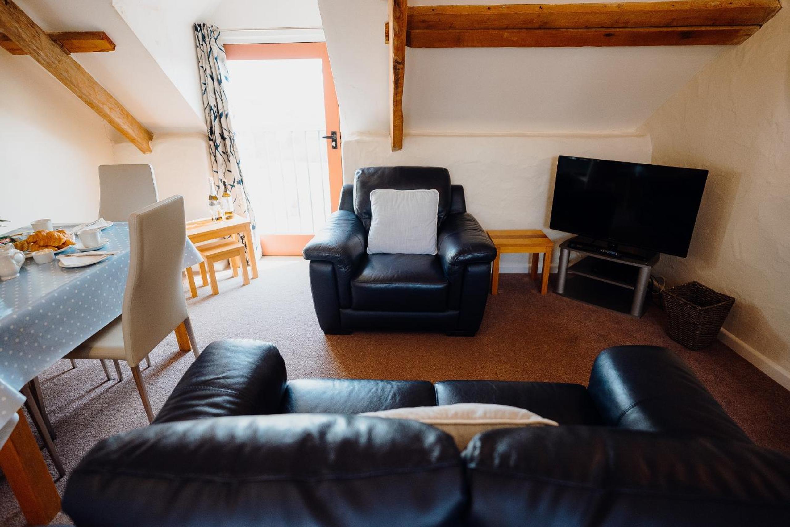 Two-Bedroom House photo 1