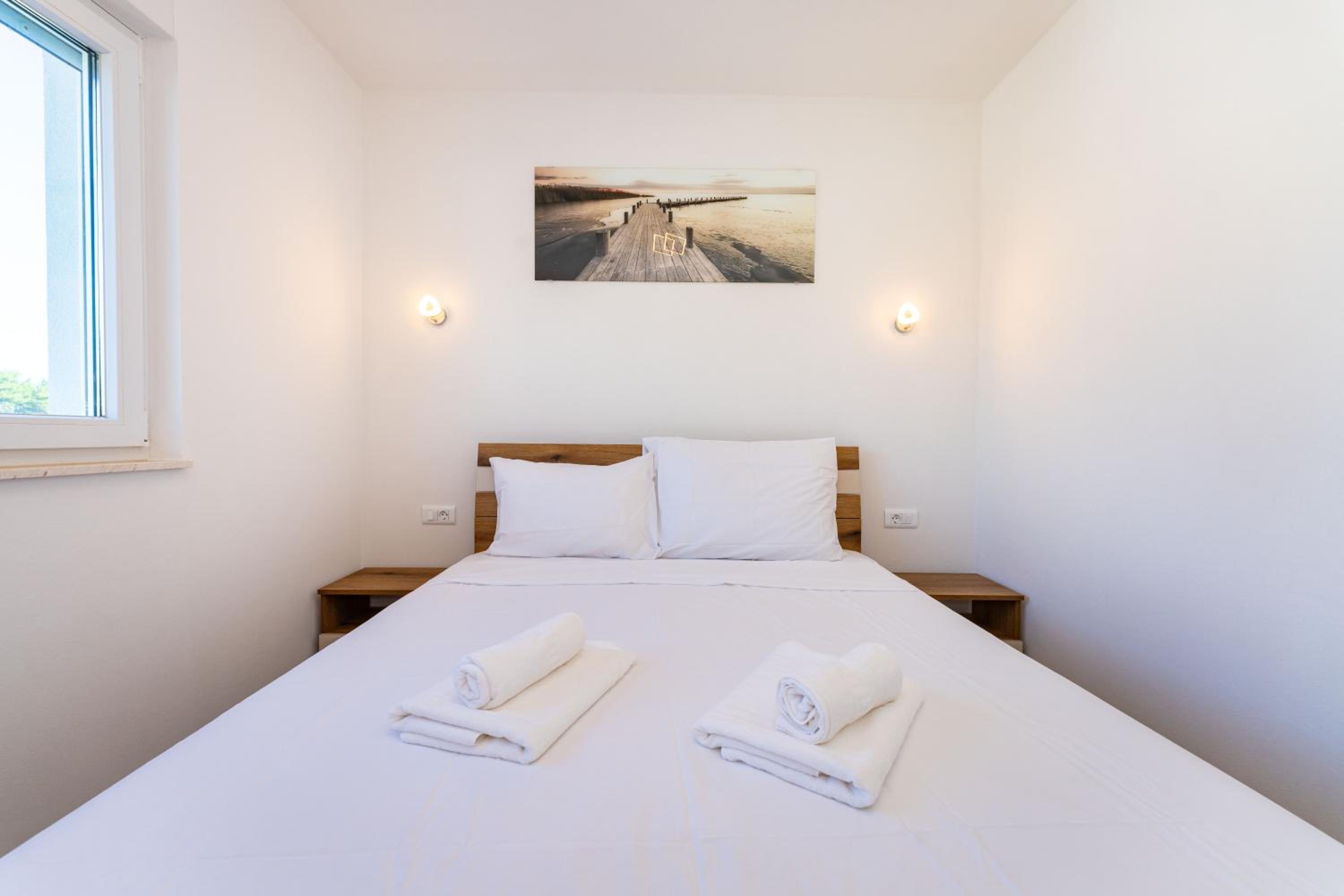 Three-Bedroom Deluxe Apartment