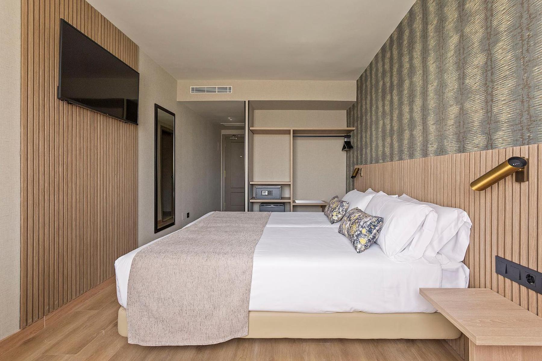 Triple Room - Photo 2