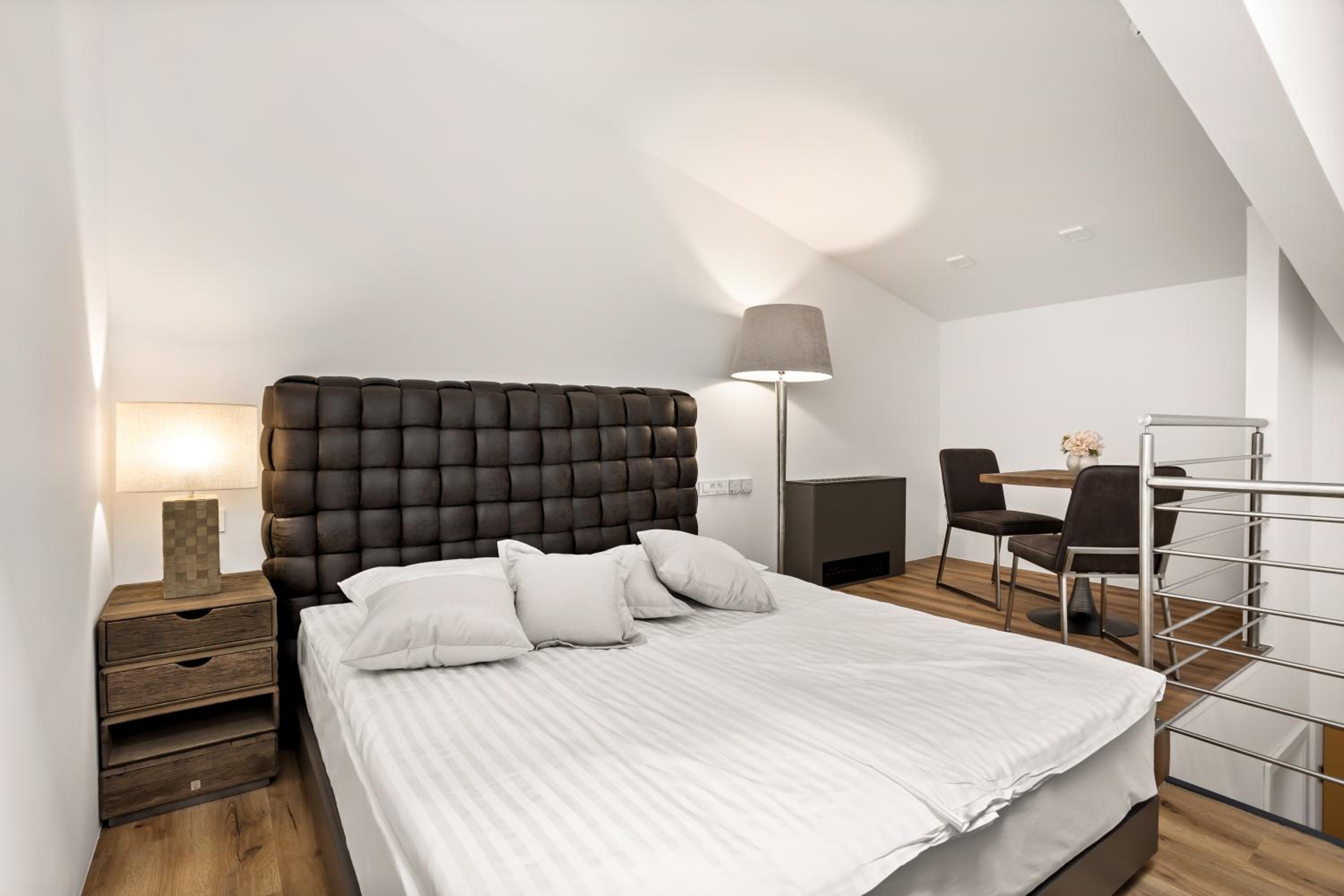 Double Room with Extra Bed photo 2
