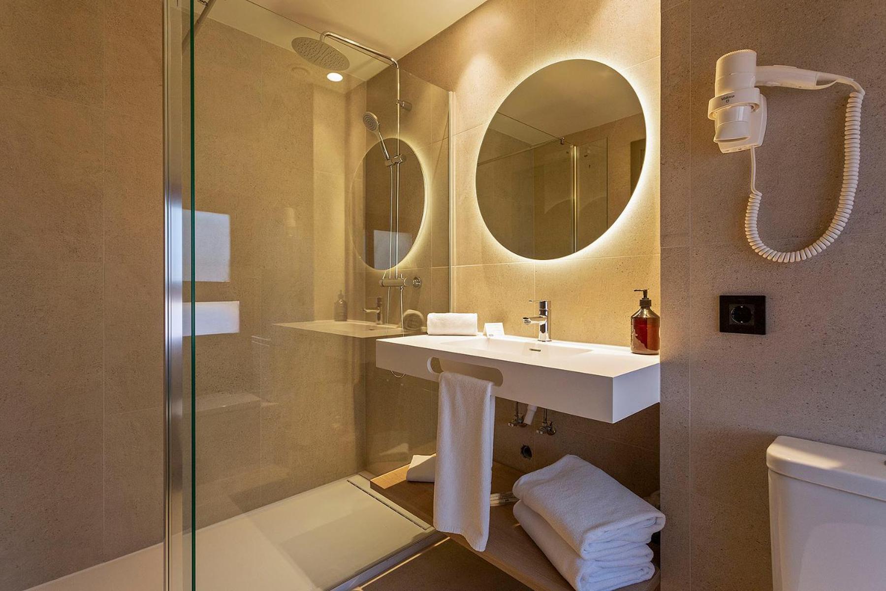 Superior Double Room - Photo 14