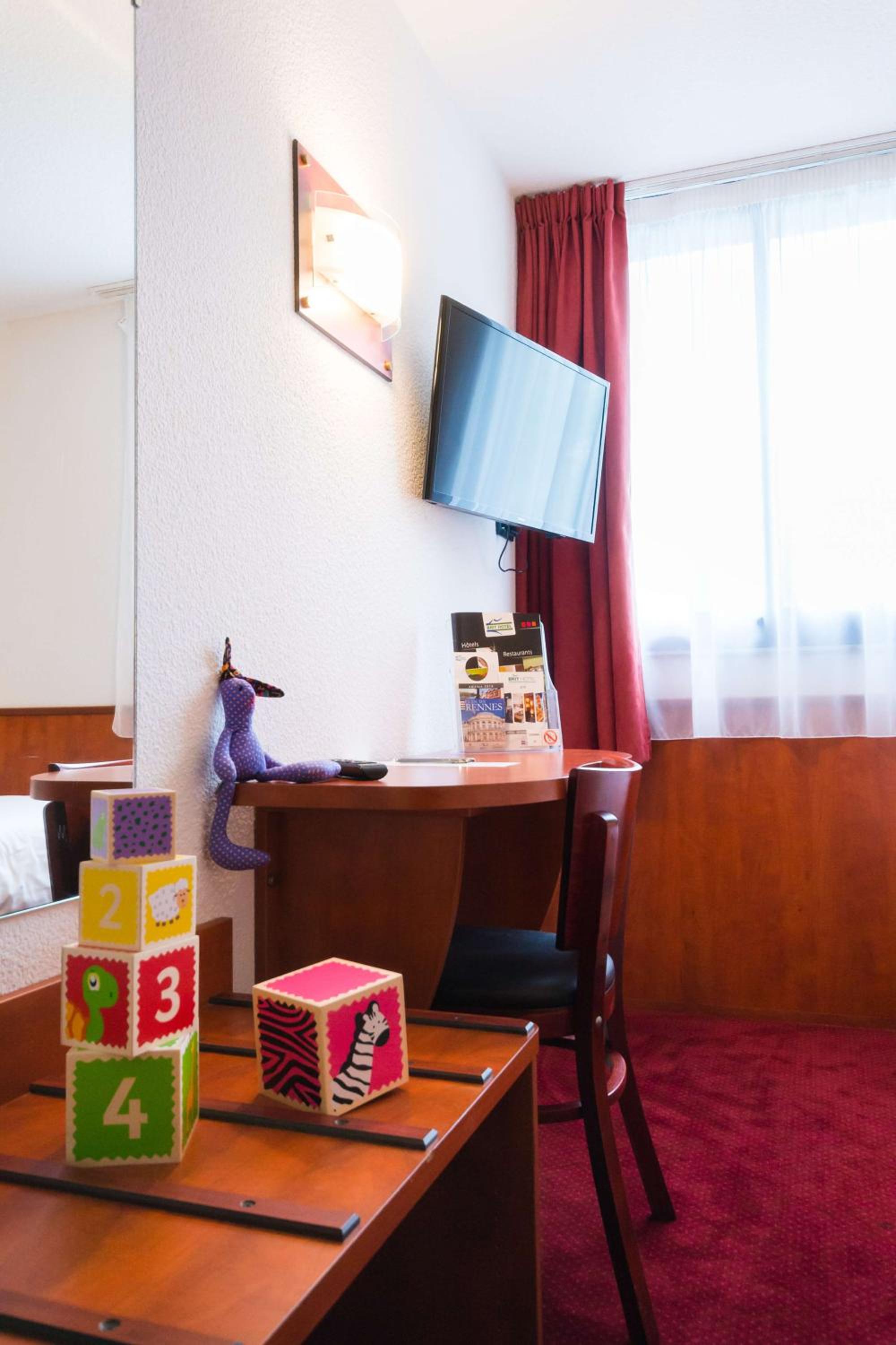 Double Room - Photo 6