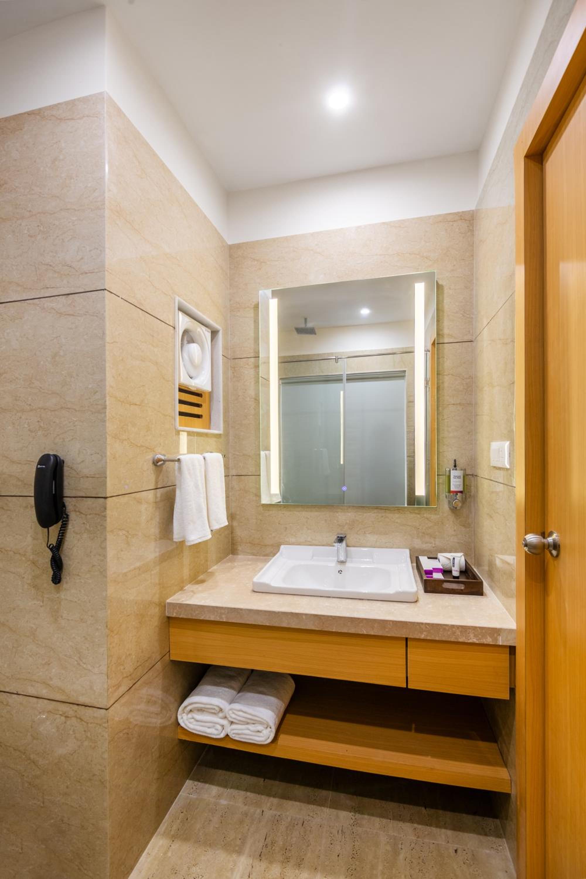 Classic Room - Photo 7