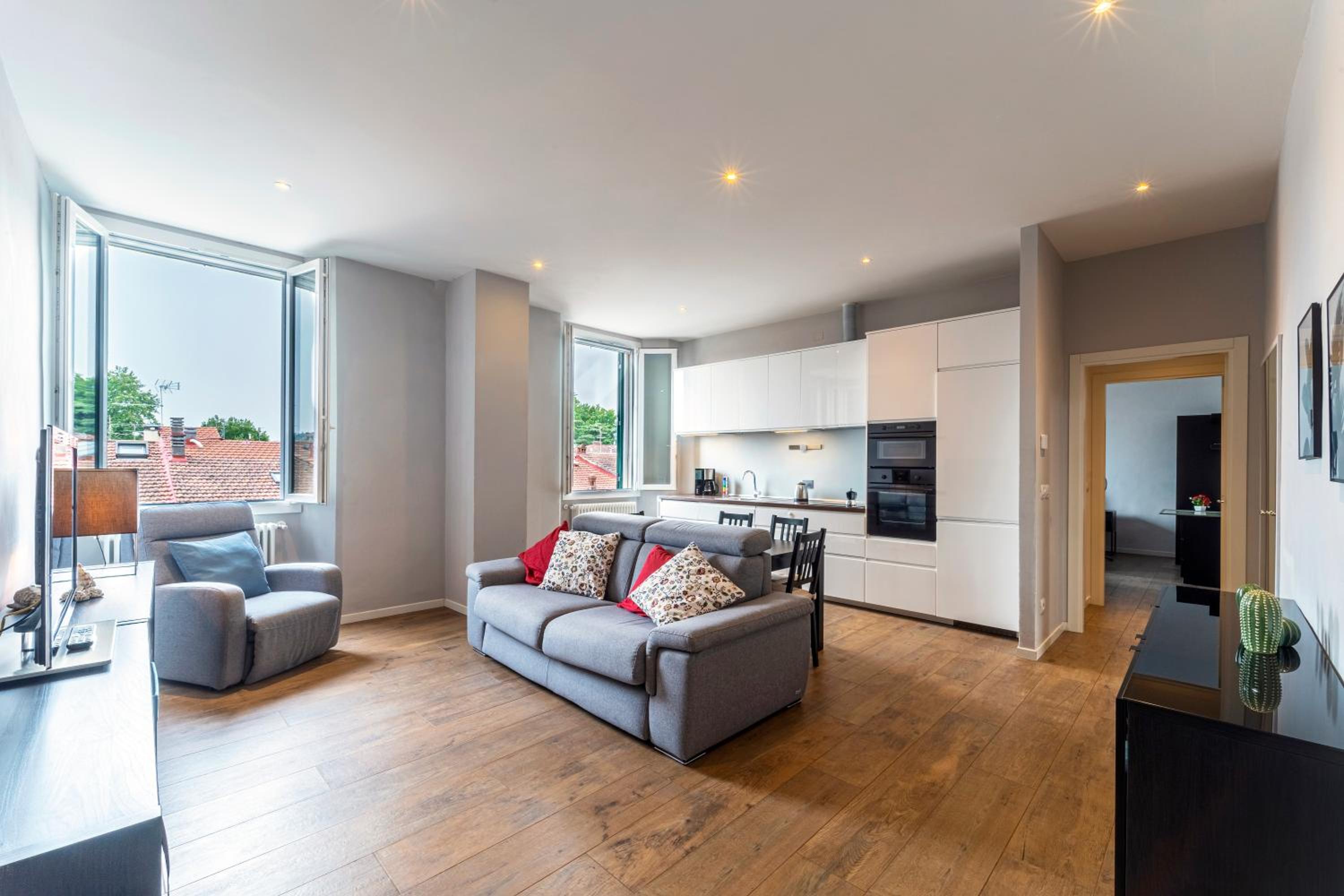 One-Bedroom Apartment