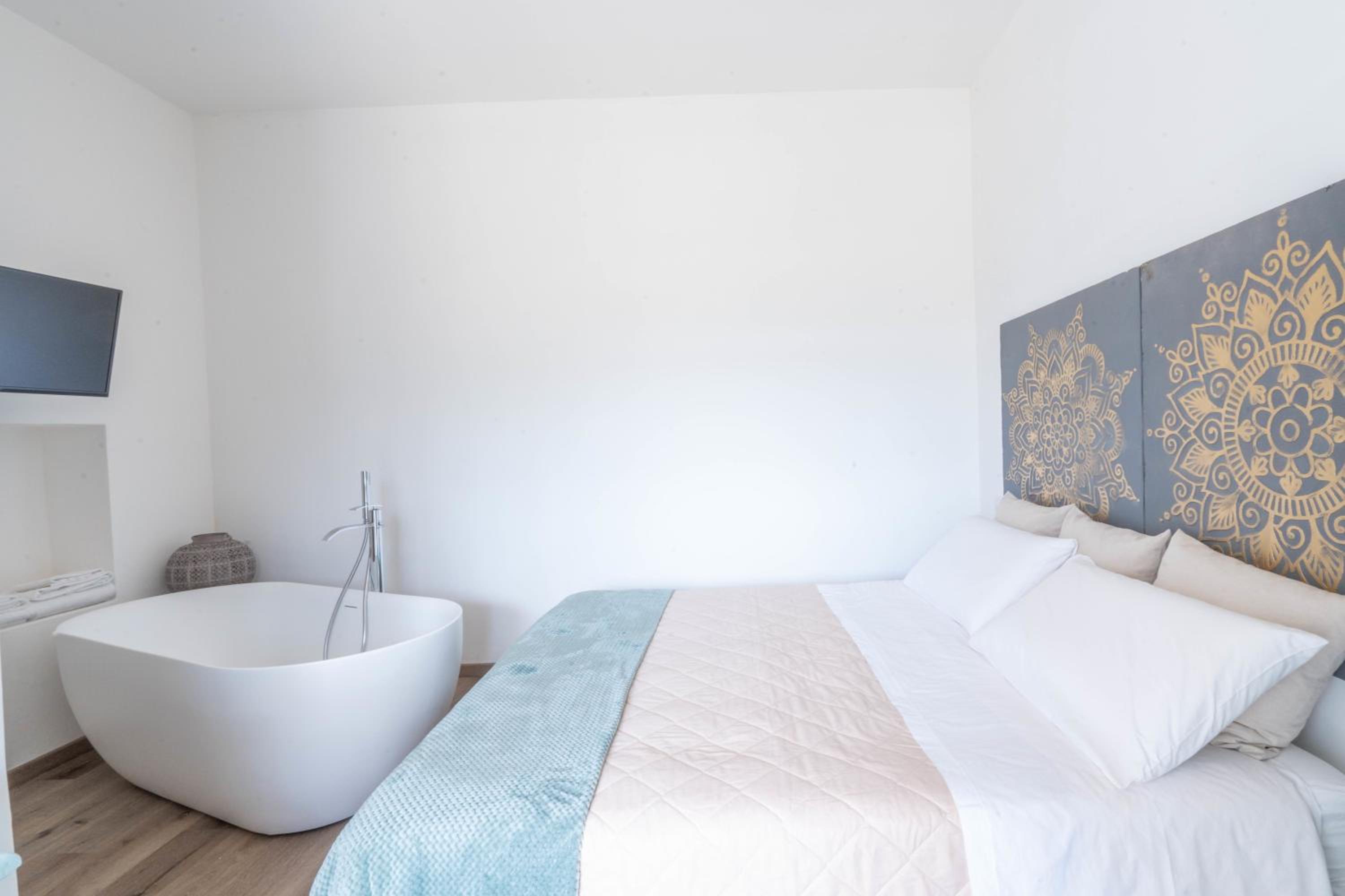 Deluxe Double Room photo 3
